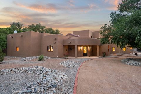 Photo of 9005 4TH Street NW, Albuquerque, NM 87114 (MLS # 1092350)