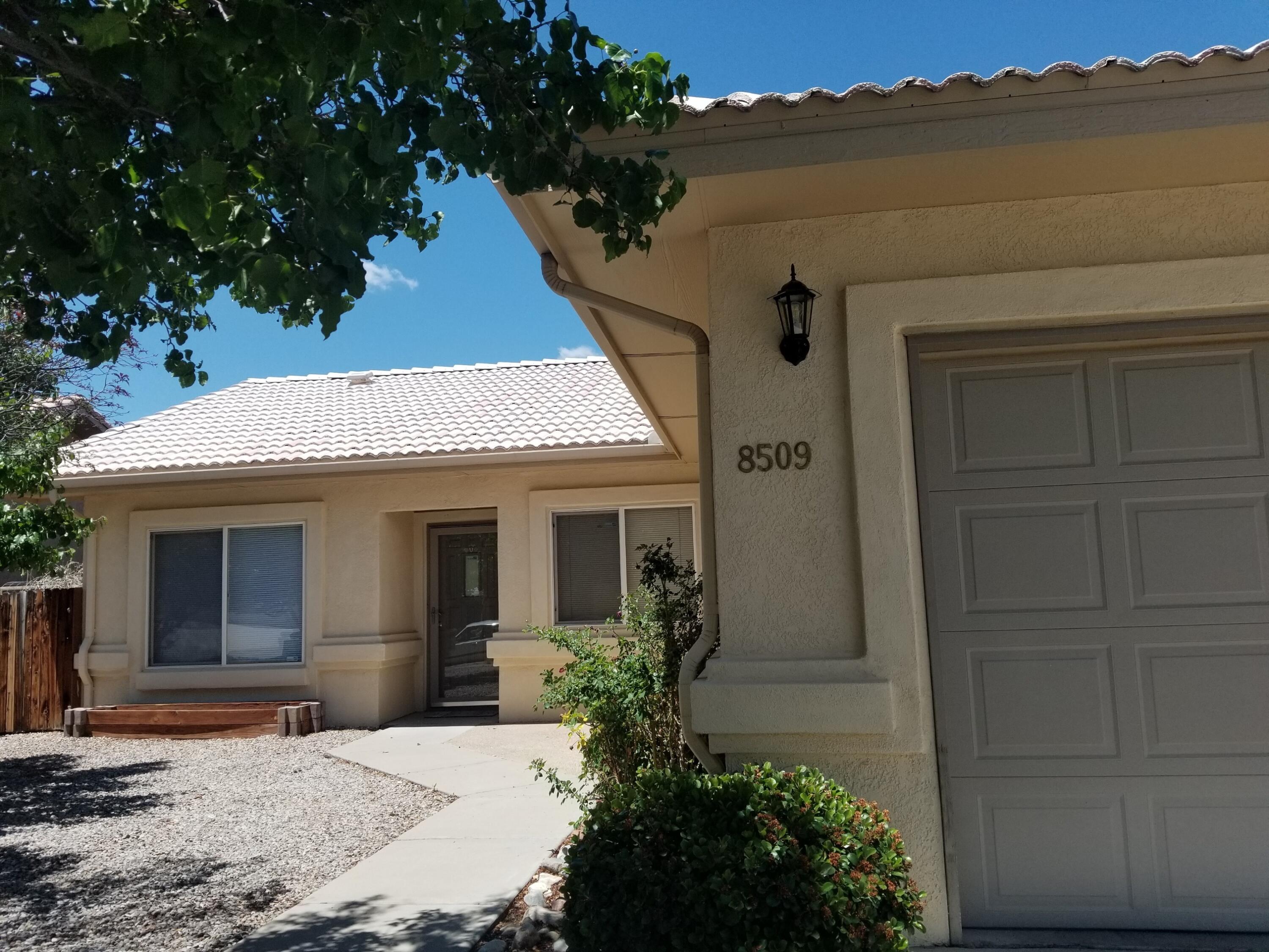 8509 Rancho Mirage Drive, Albuquerque, New Mexico image 2
