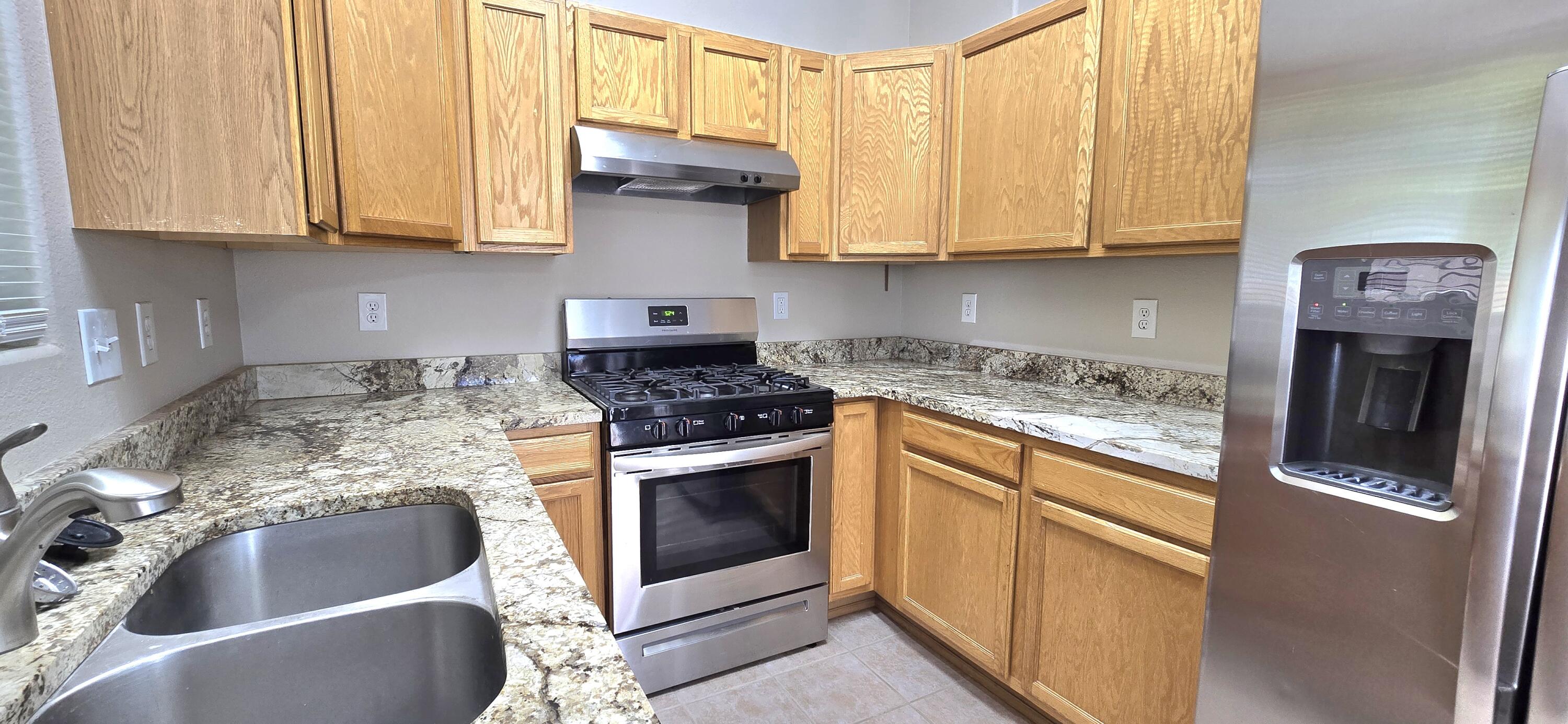 400 Angel Loop, Los Lunas, New Mexico image 4