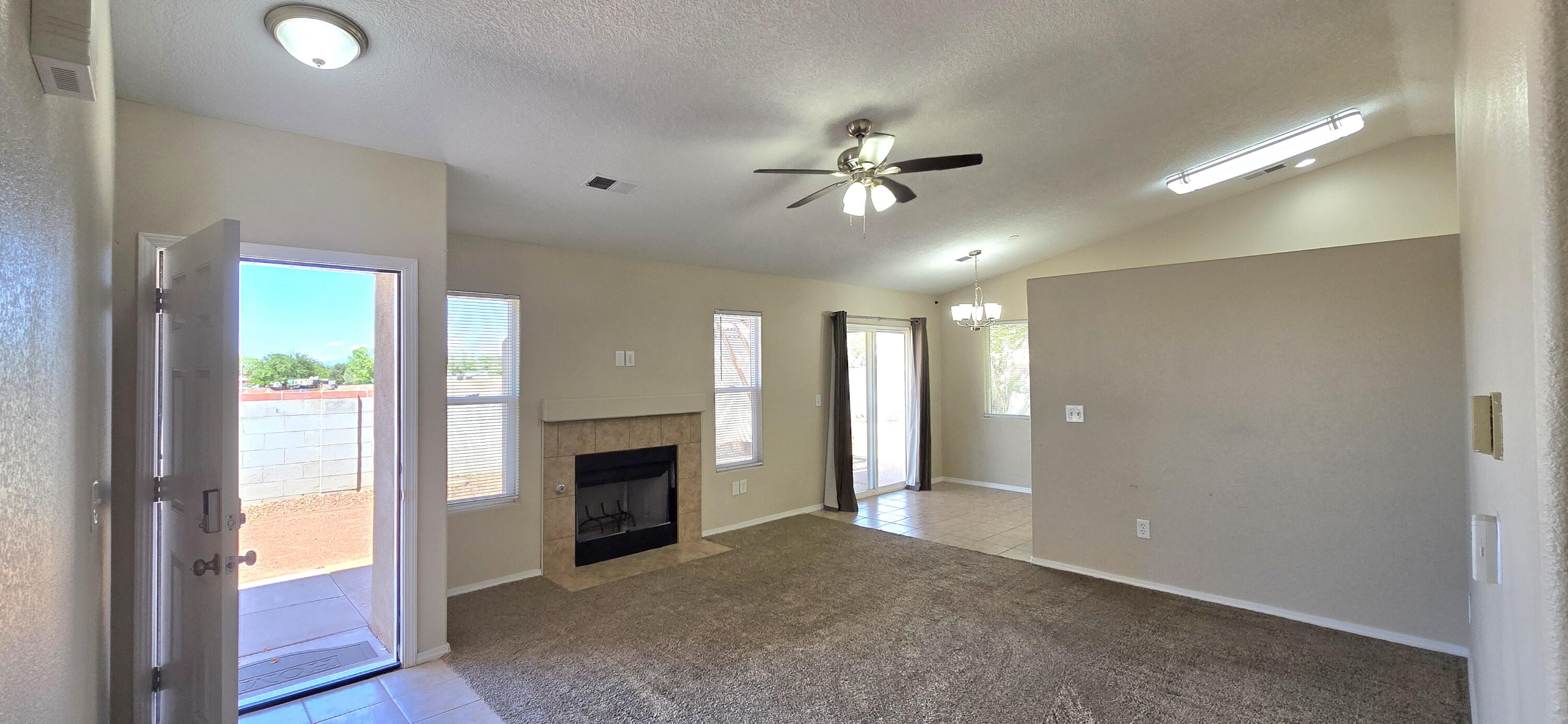 400 Angel Loop, Los Lunas, New Mexico image 3