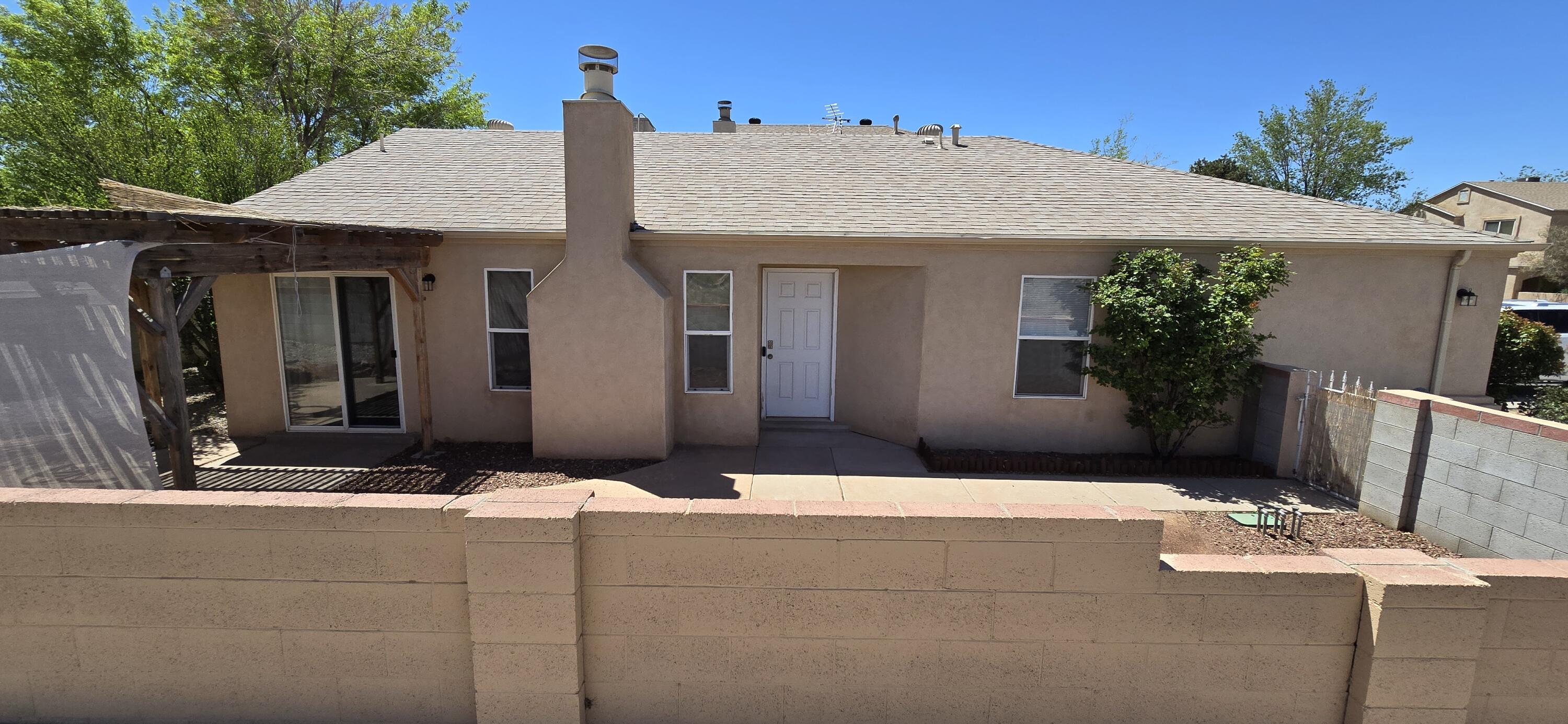 400 Angel Loop, Los Lunas, New Mexico image 2