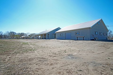Photo of 17 Tome Hill Road, Los Lunas, NM 87031 (MLS # 1098190)