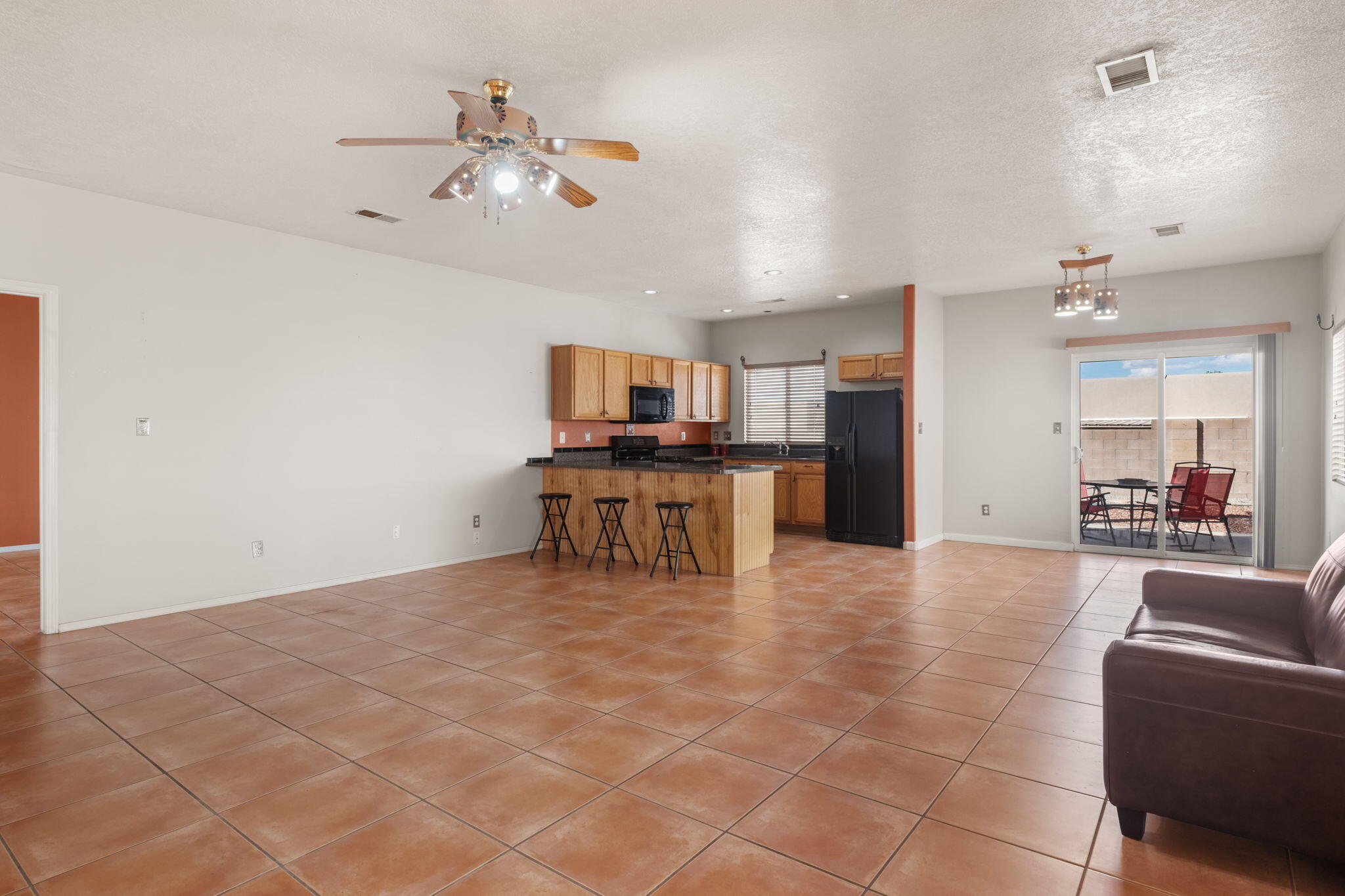 1509 VISTA MONTE Drive NE