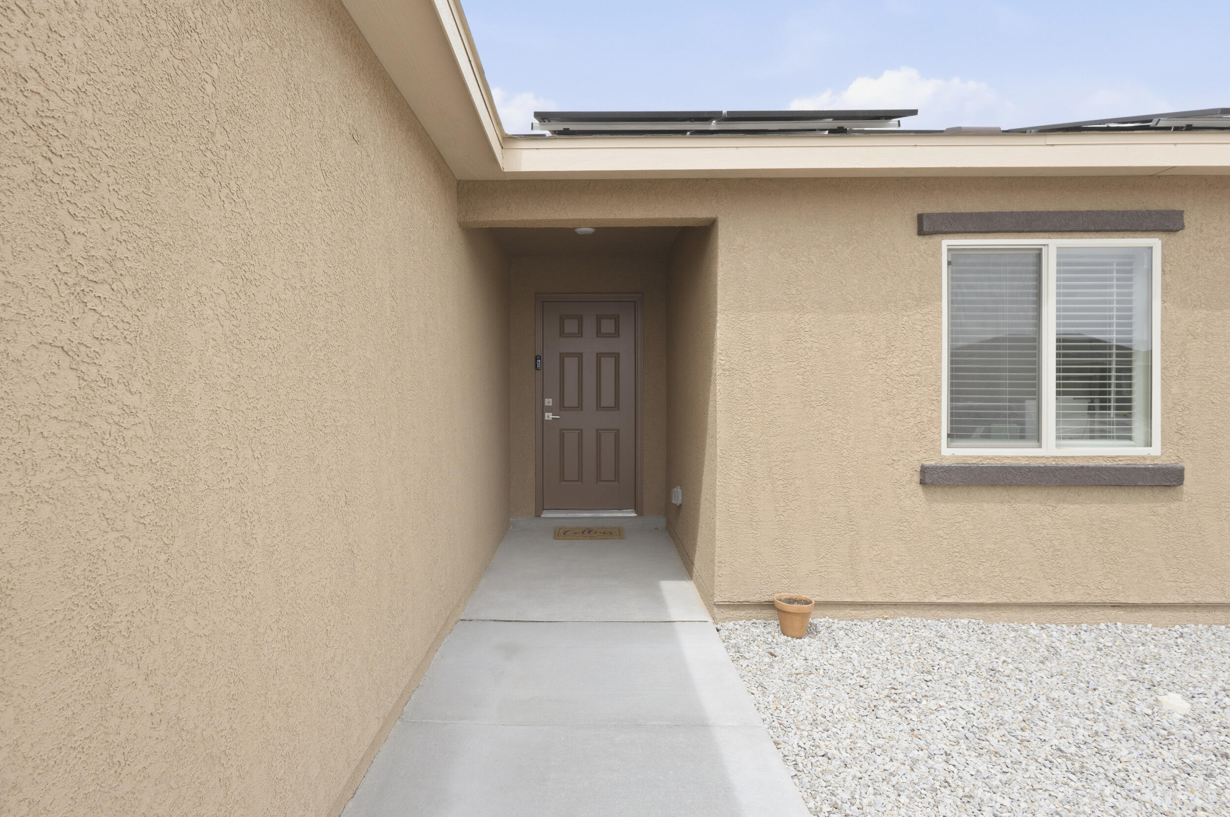 2506 Calle Del Los Claveles