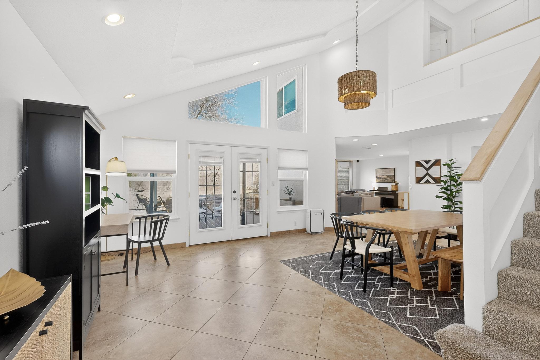 8808 Freemont Ellis Court NE