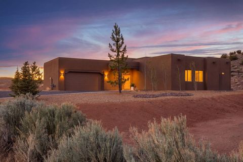 Photo of 2 Bobcat Court, Placitas, NM 87043 (MLS # 1103221)