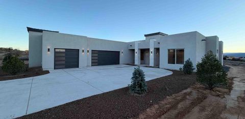 Photo of 2512 Saltillo Road NE, Rio Rancho, NM 87144 (MLS # 1095459)