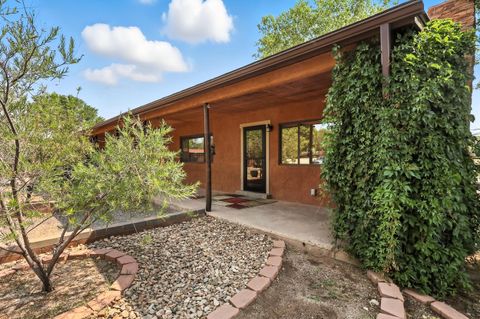 965 W BOSQUE Loop Bosque Farms NM 87068