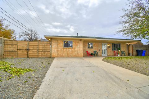 Photo of 2300 Jane Street NE, Albuquerque, NM 87112 (MLS # 1103239)