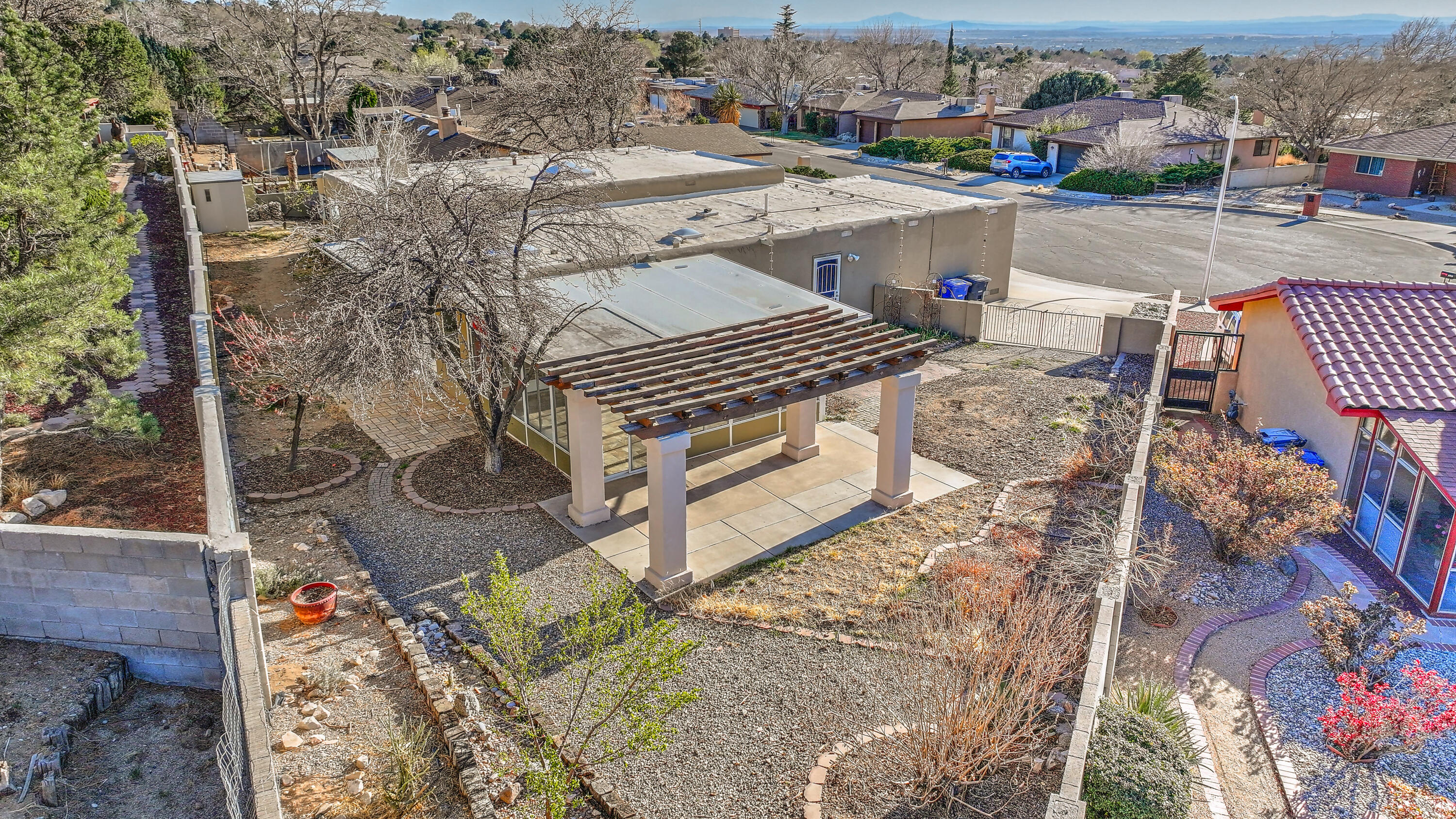 2512 Punta De Vista Drive, Albuquerque, New Mexico image 37
