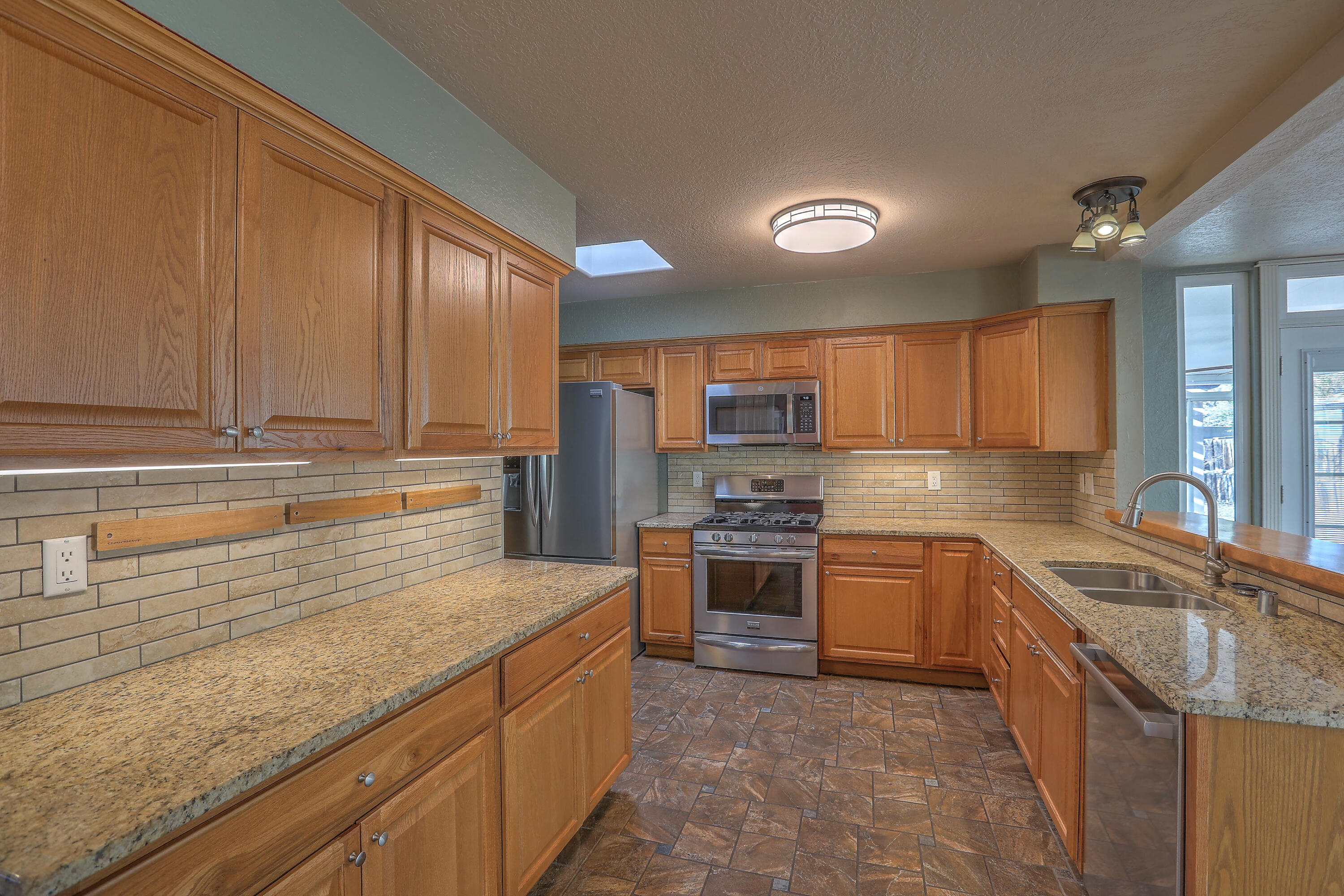 2512 Punta De Vista Drive, Albuquerque, New Mexico image 32