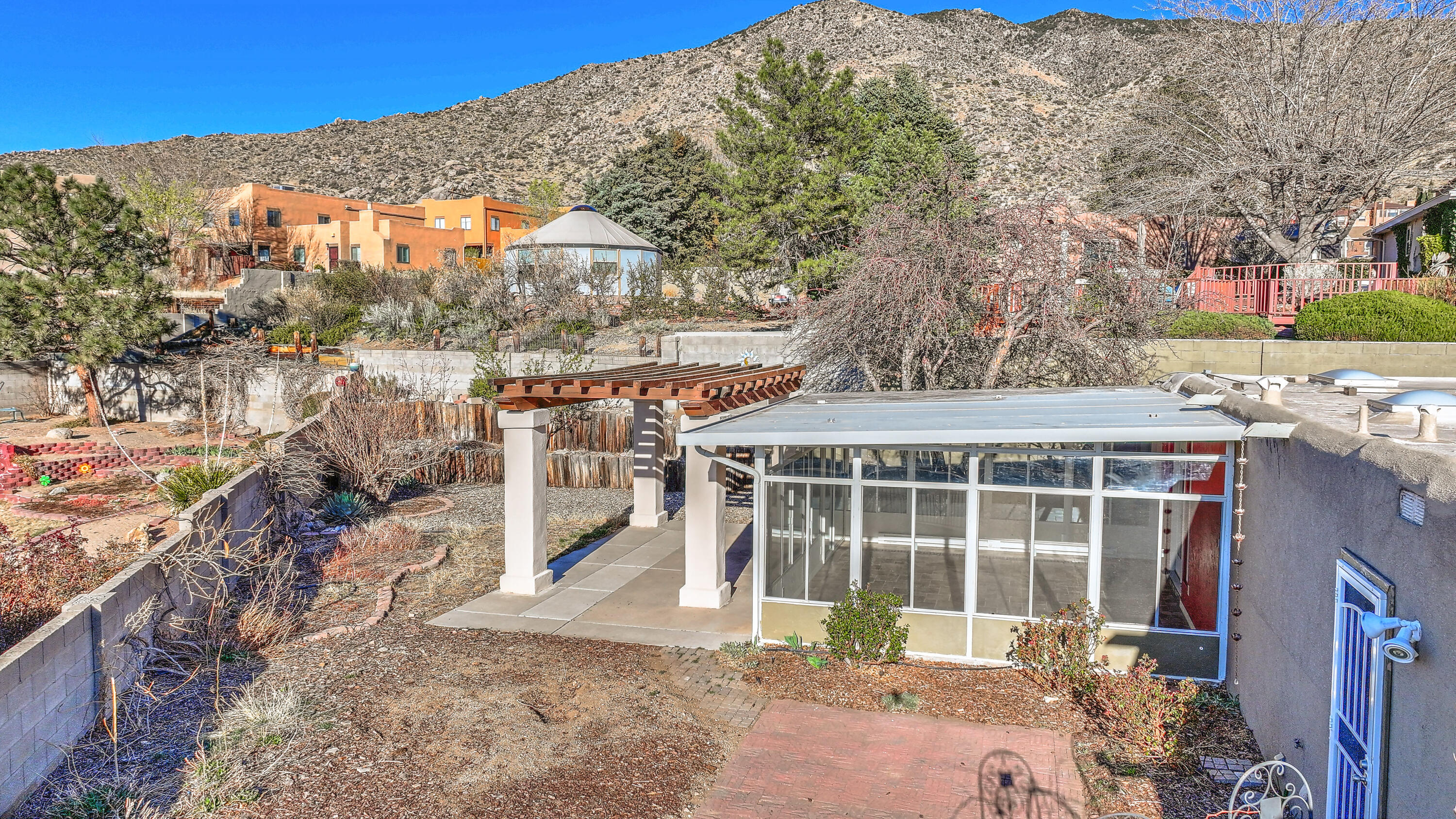 2512 Punta De Vista Drive, Albuquerque, New Mexico image 4