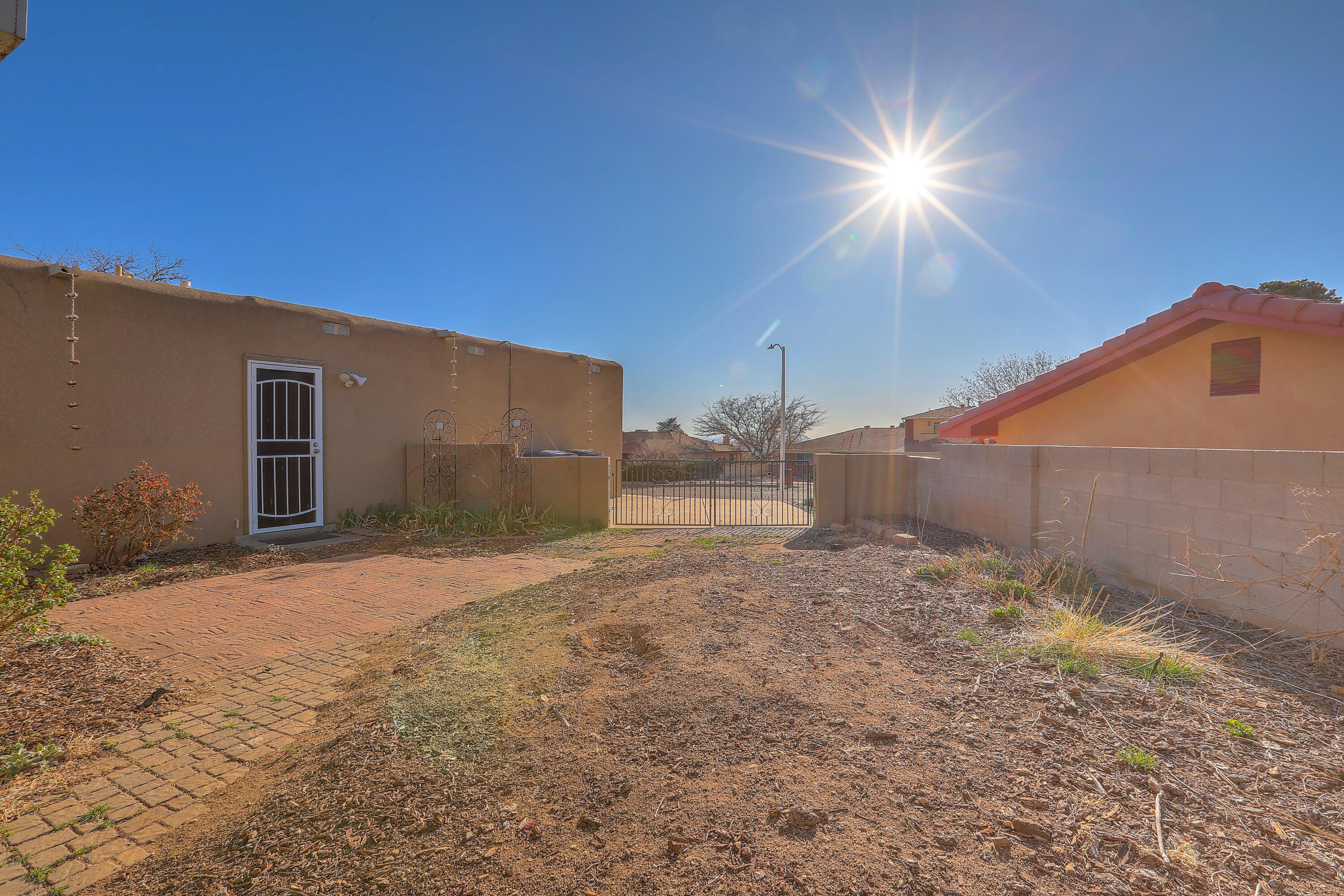 2512 Punta De Vista Drive, Albuquerque, New Mexico image 29