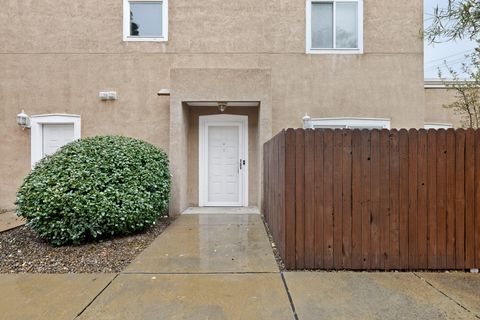 Photo of 4701 Morris Street NE #3002, Albuquerque, NM 87111 (MLS # 1093066)