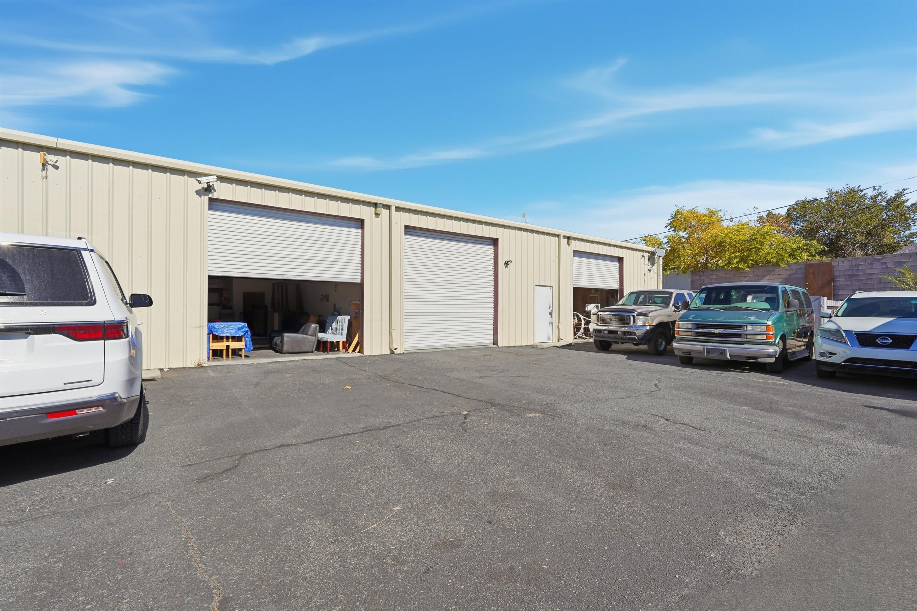 236 Muriel Street NE