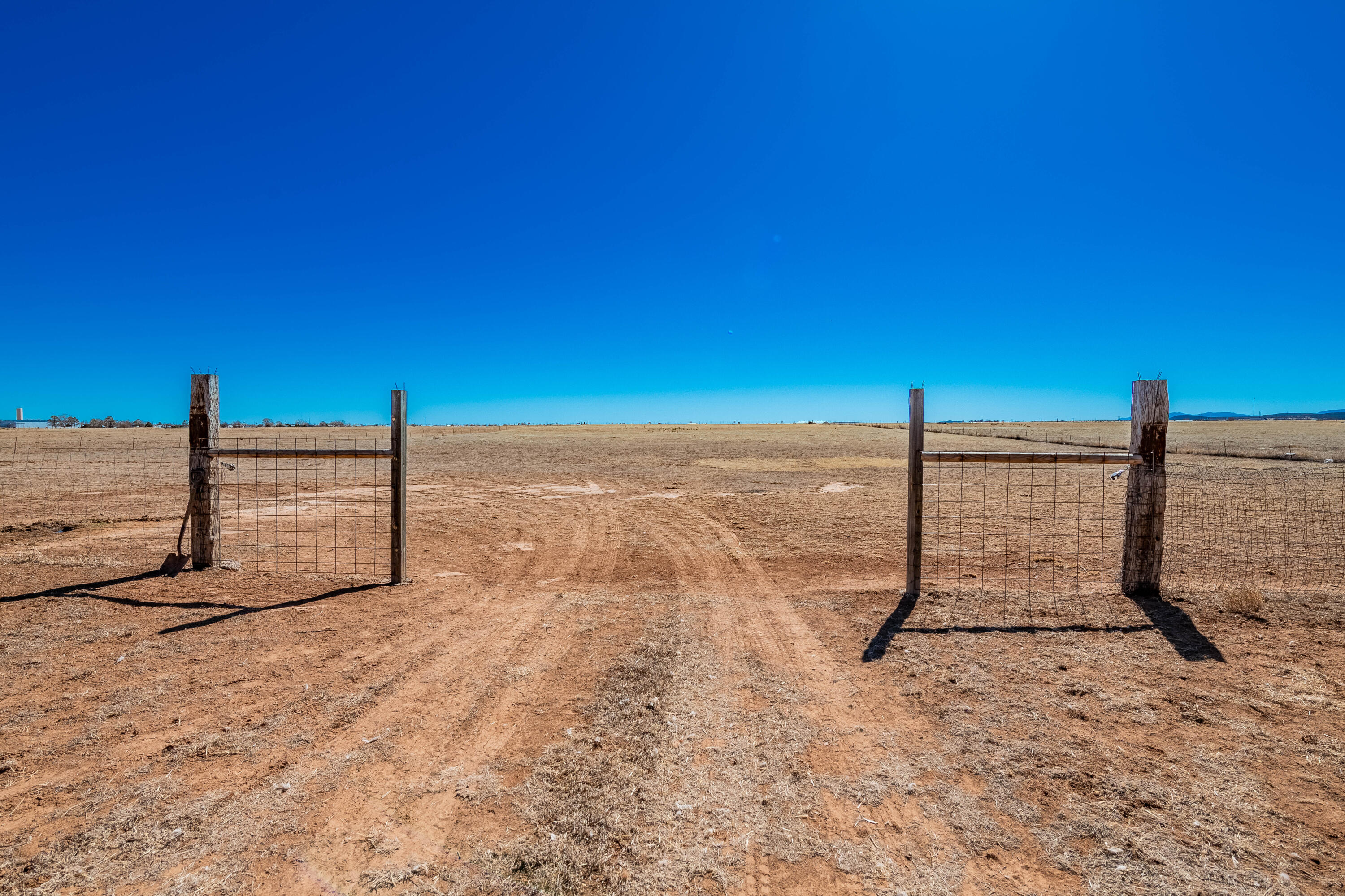 300 Thompson Road, Moriarty, New Mexico image 49