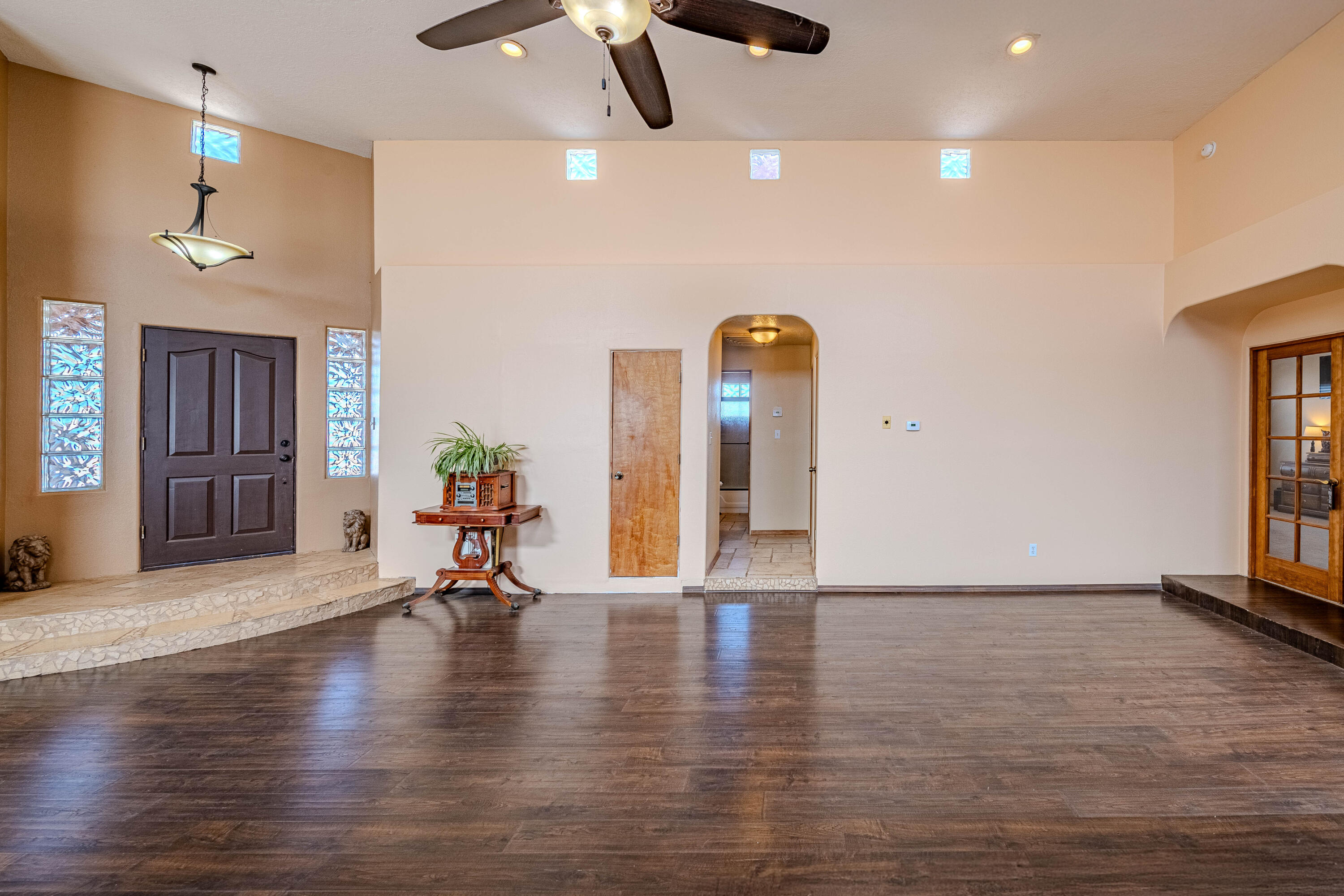 300 Thompson Road, Moriarty, New Mexico image 10