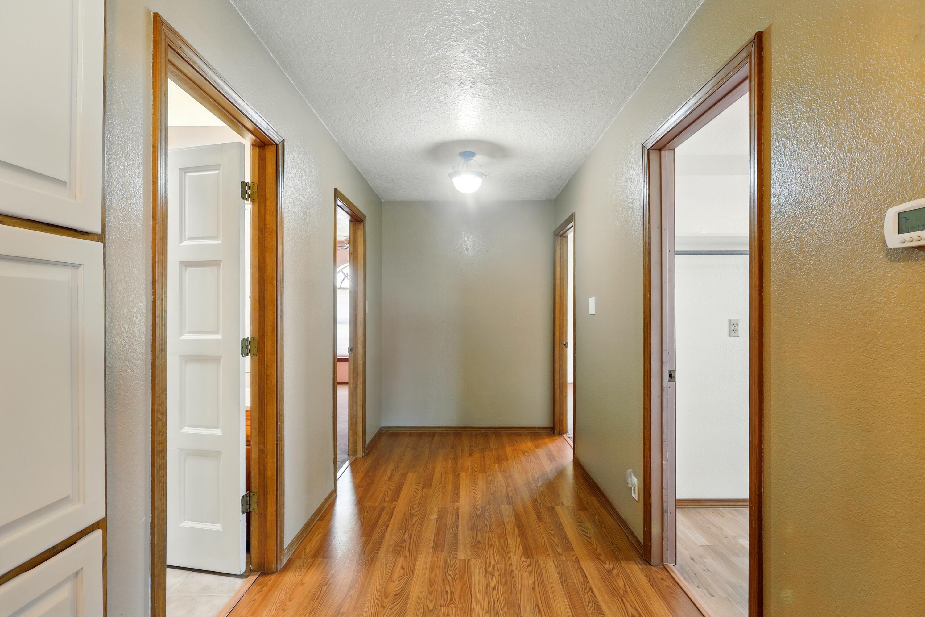 1551 Valley View Drive, Los Lunas, New Mexico image 31