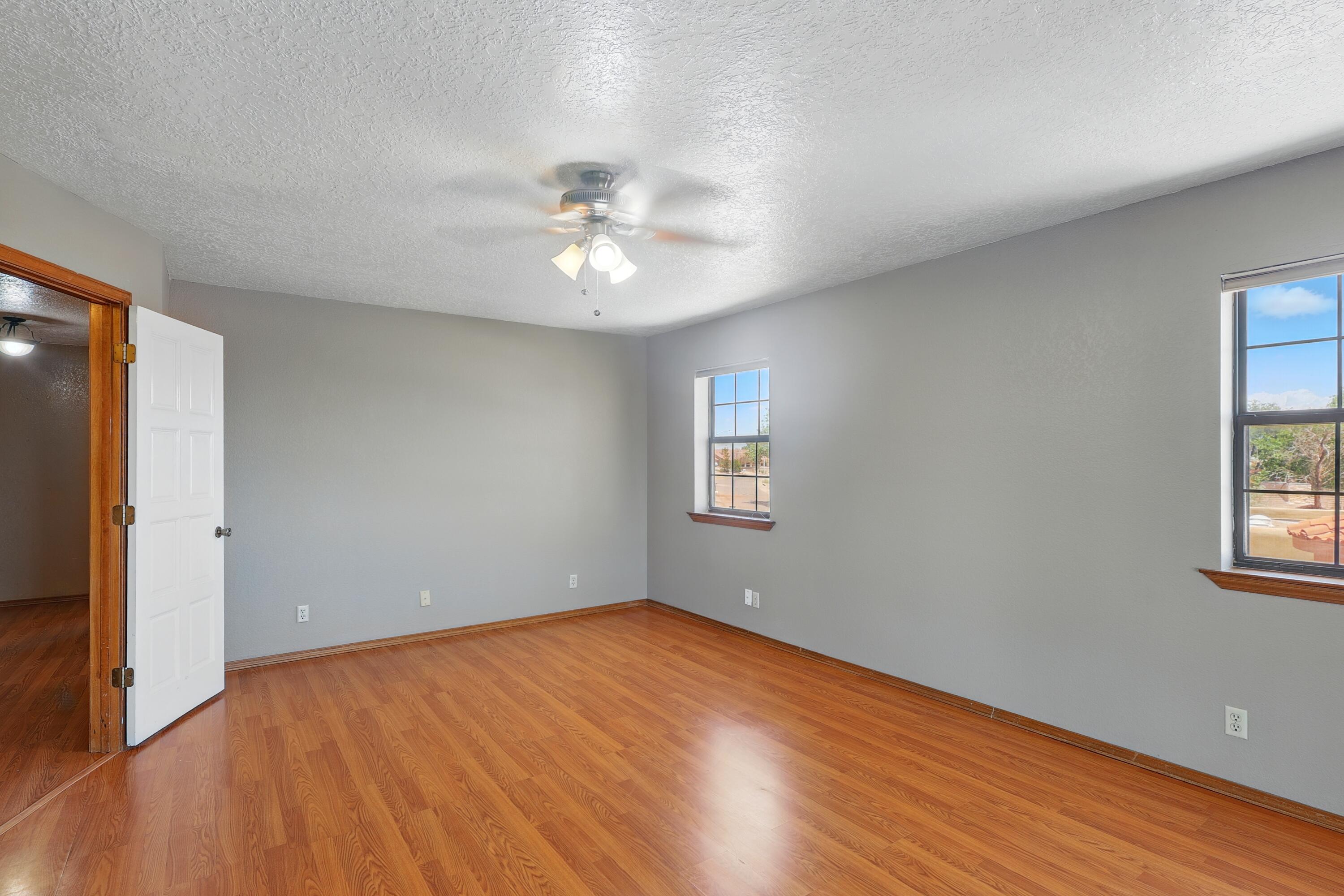 1551 Valley View Drive, Los Lunas, New Mexico image 28