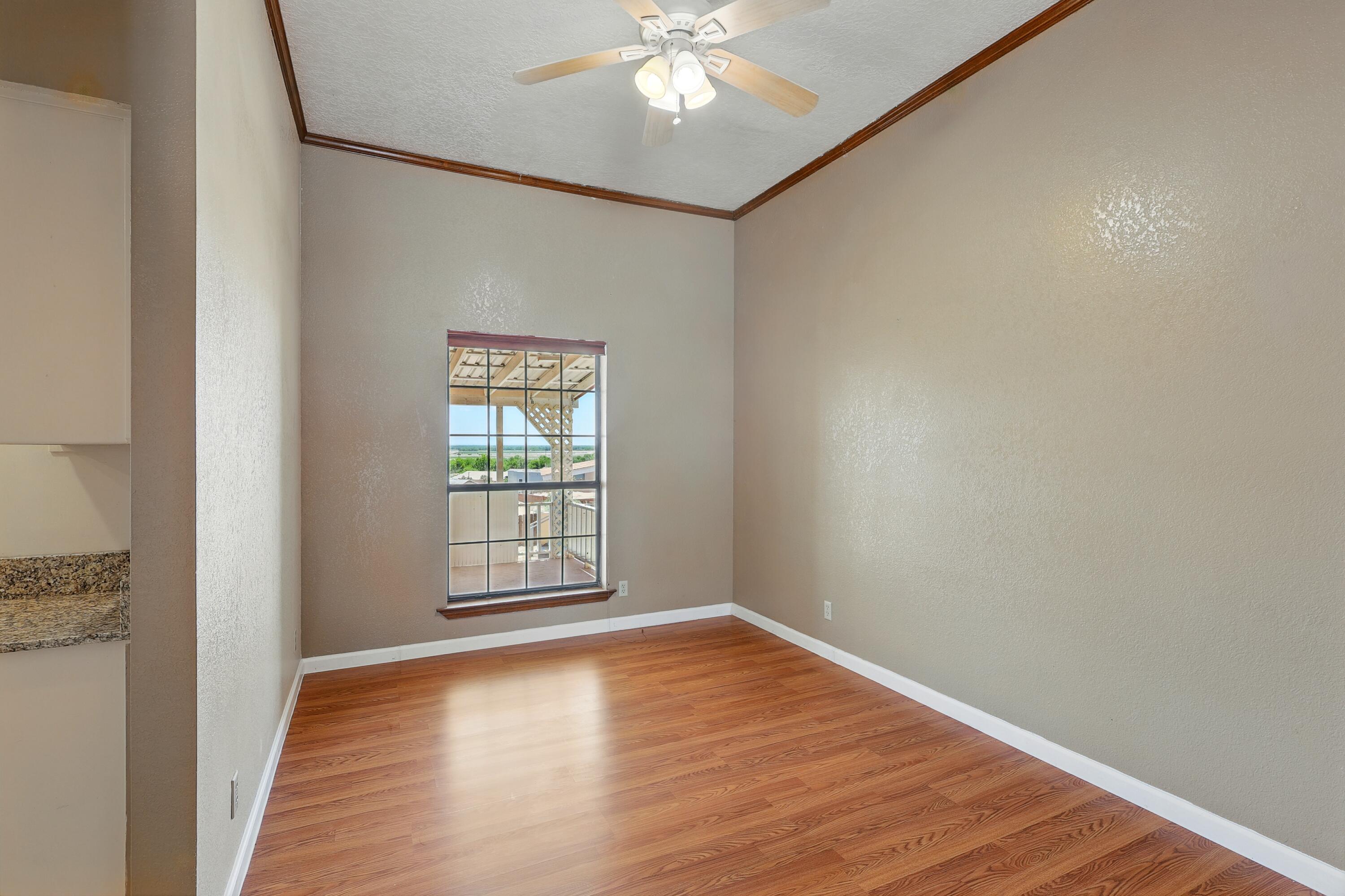 1551 Valley View Drive, Los Lunas, New Mexico image 8