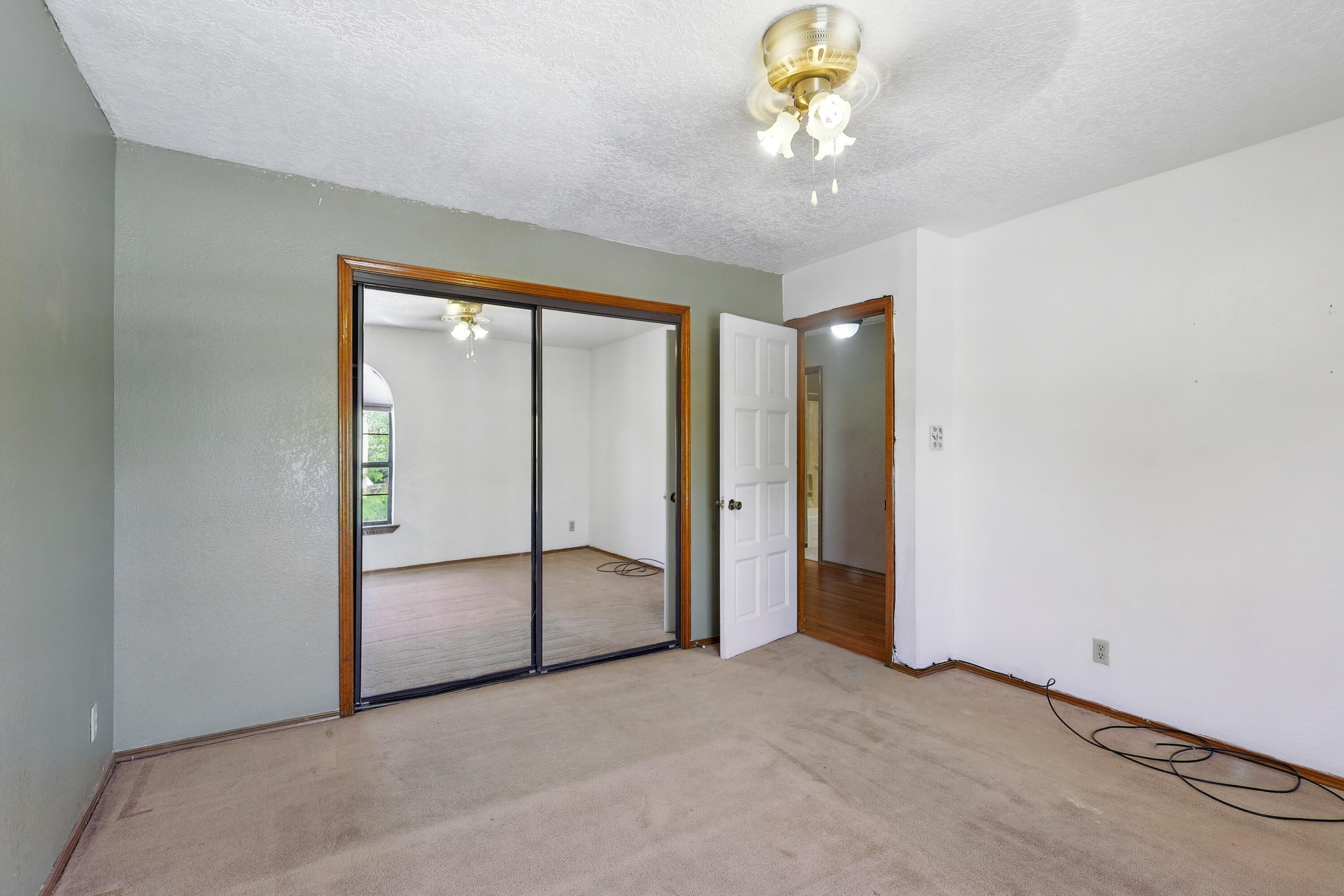 1551 Valley View Drive, Los Lunas, New Mexico image 34