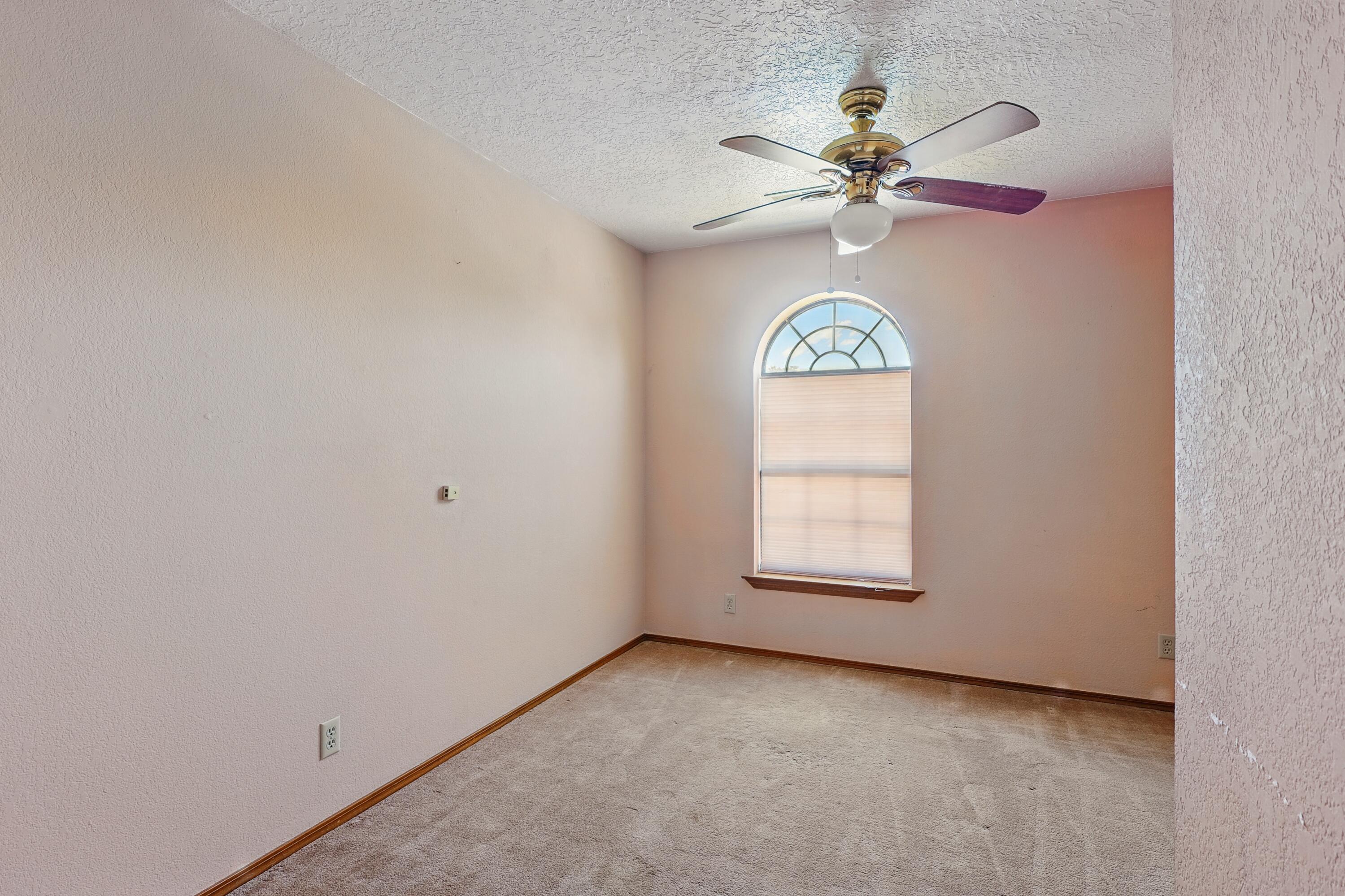 1551 Valley View Drive, Los Lunas, New Mexico image 35