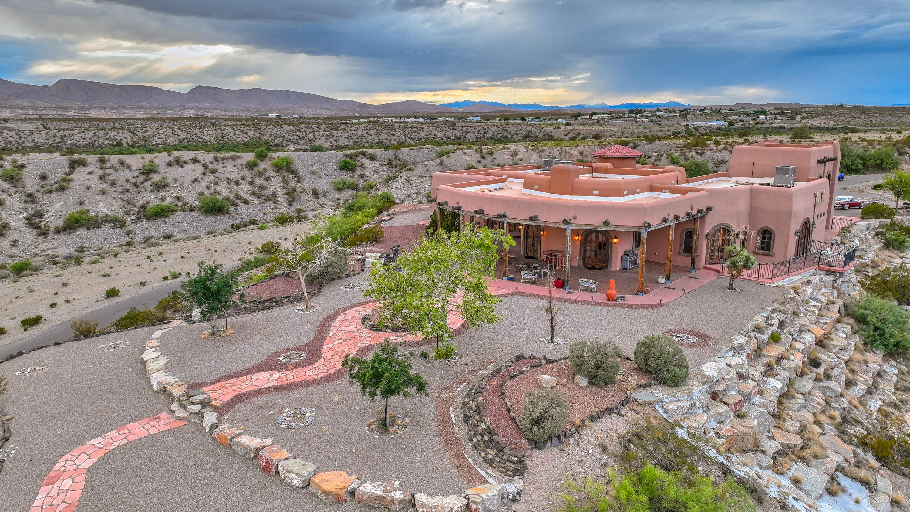 109 Canon Del Luna Road, Elephant Butte, New Mexico image 2