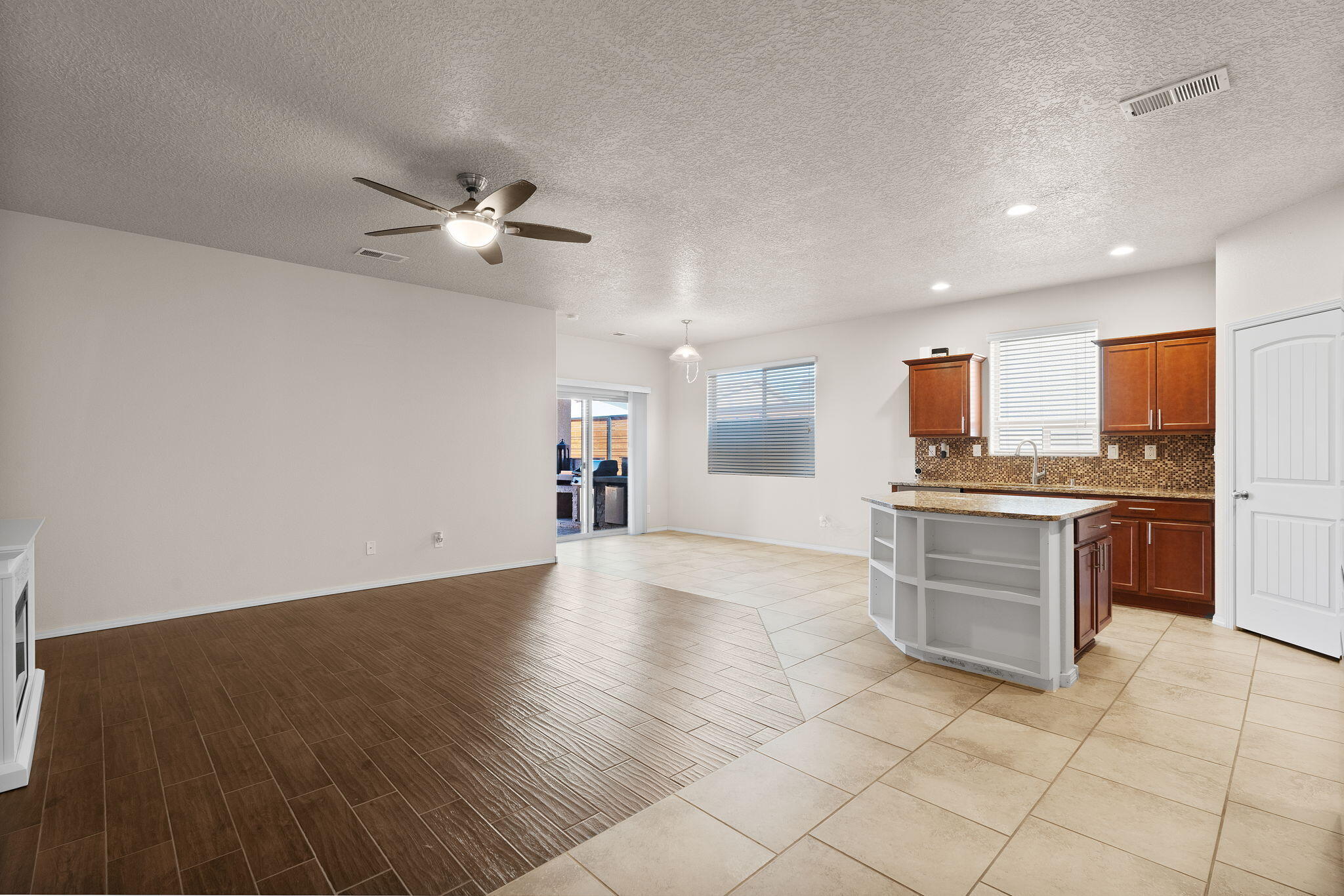 1009 Desert Willow Court, Rio Rancho, New Mexico image 3