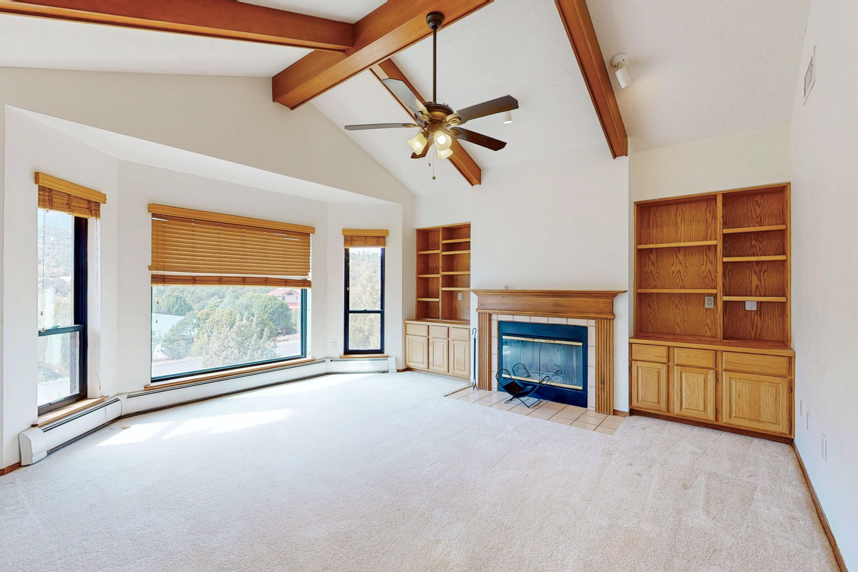 52 Avenida Del Sol, Cedar Crest, New Mexico image 2