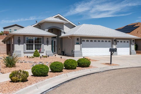 Homes For Sale - 1260 Blanca Avenue<br/> Los Lunas, NM 87031