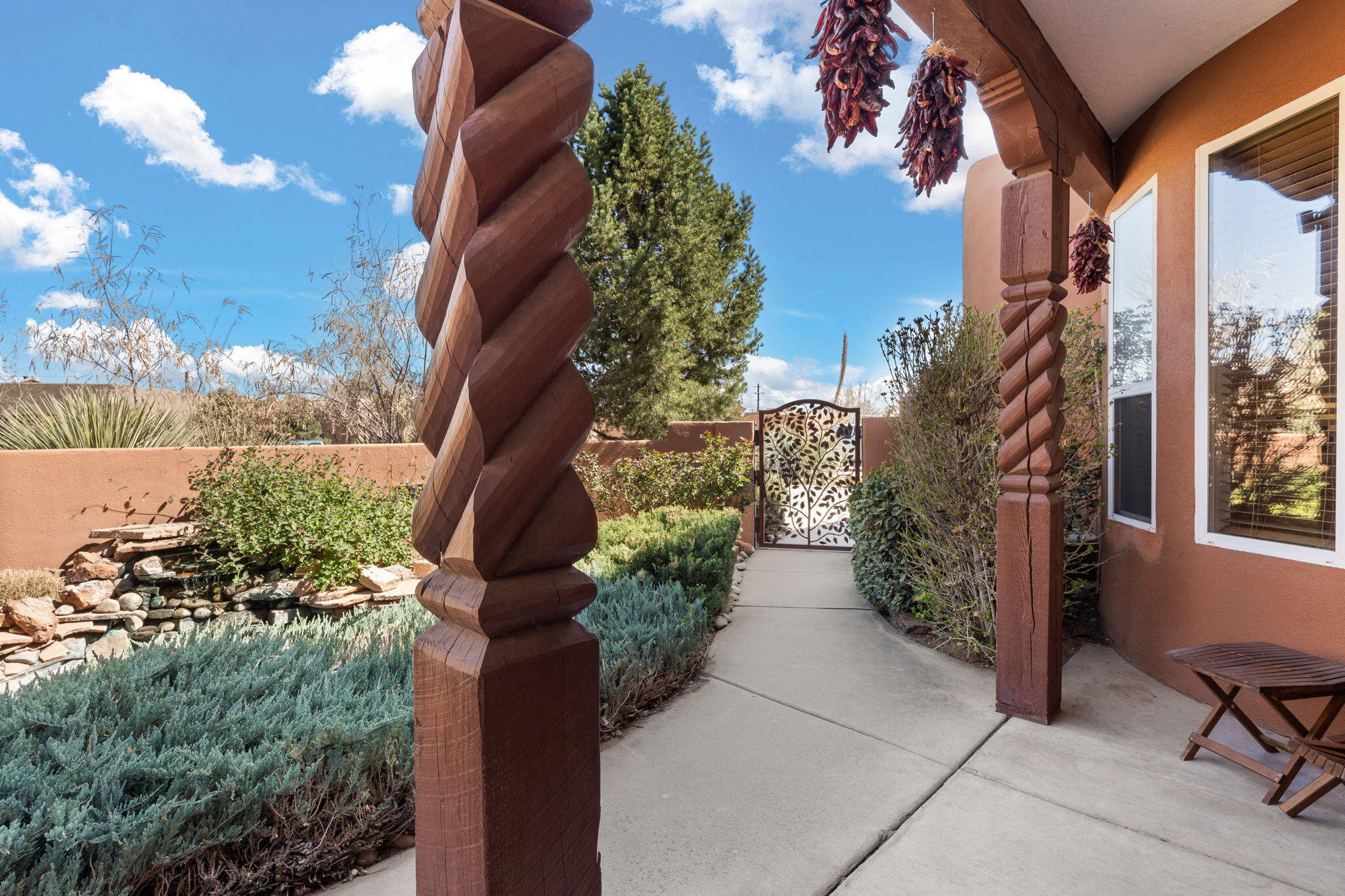 8913 Ortega Court, Los Ranchos, New Mexico image 3
