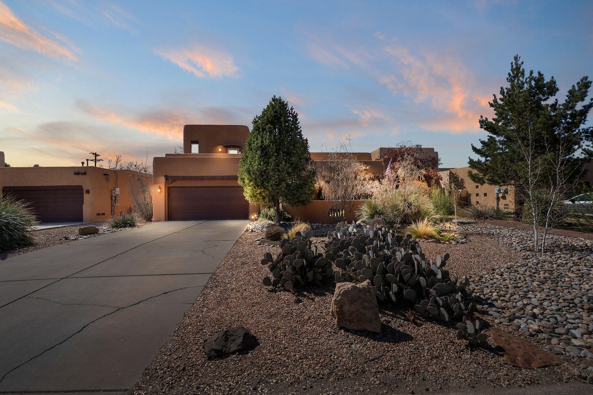 8913 Ortega Court, Los Ranchos, New Mexico image 1