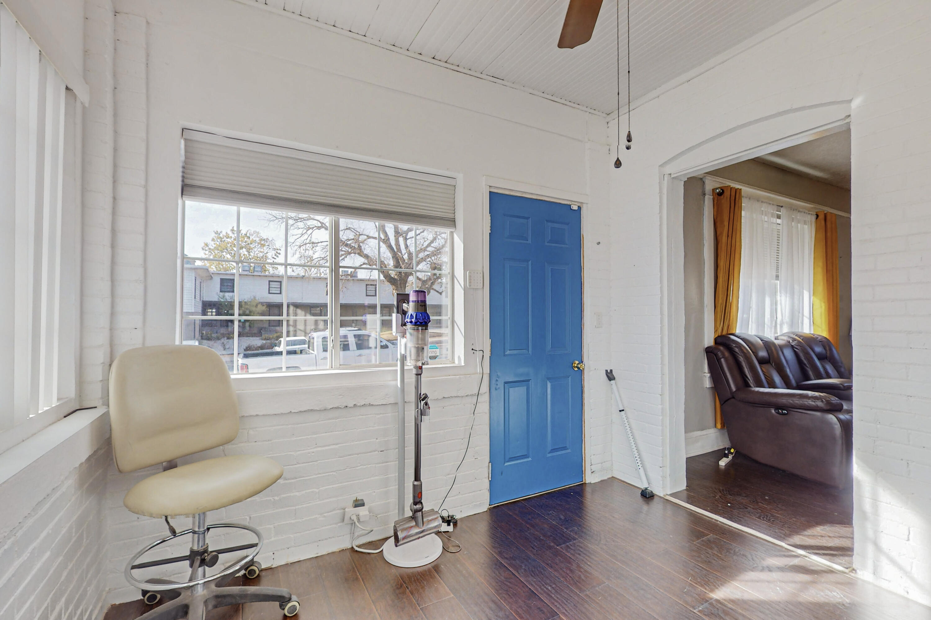 212 Sycamore Street NE