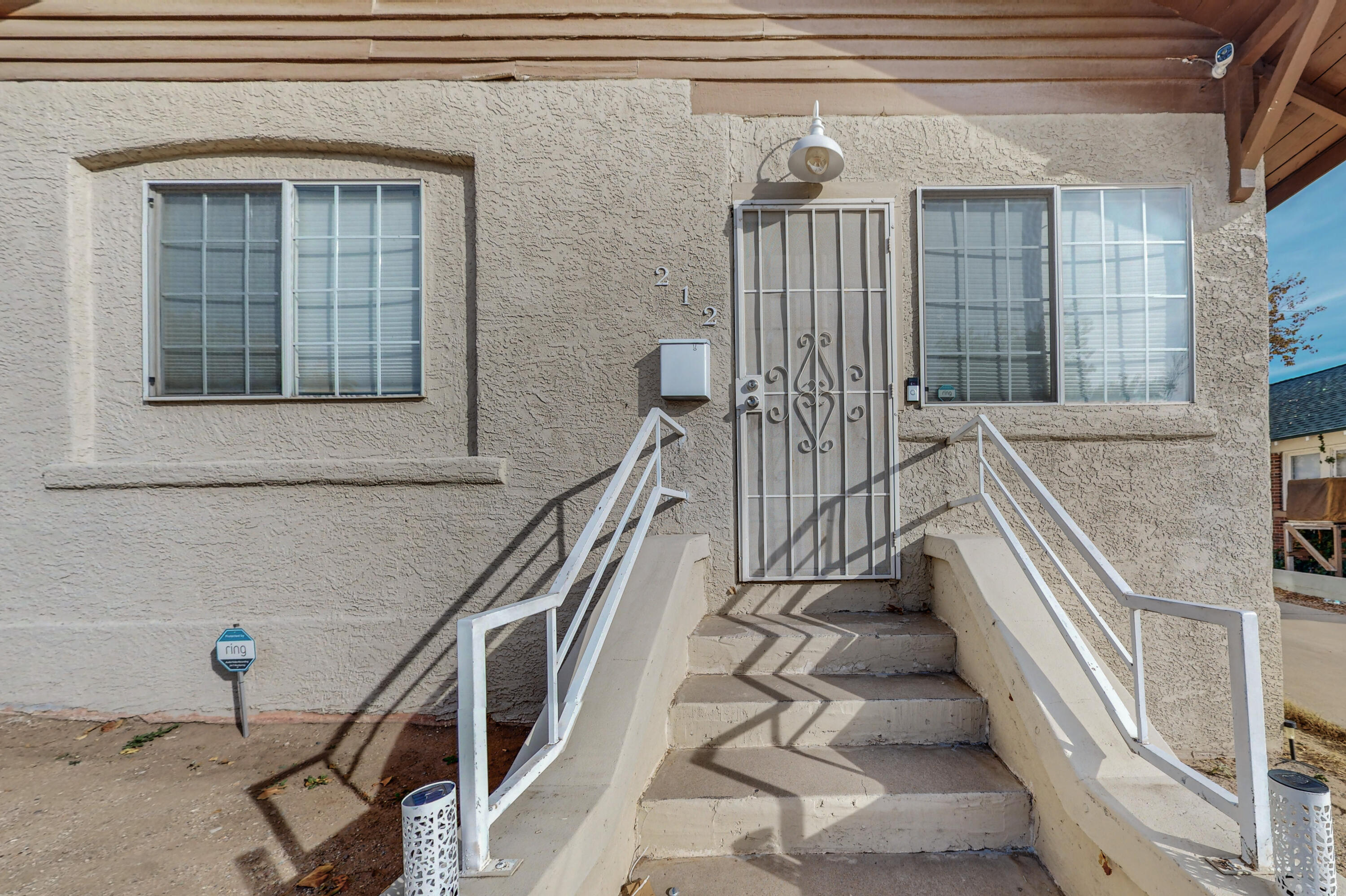 212 Sycamore Street NE