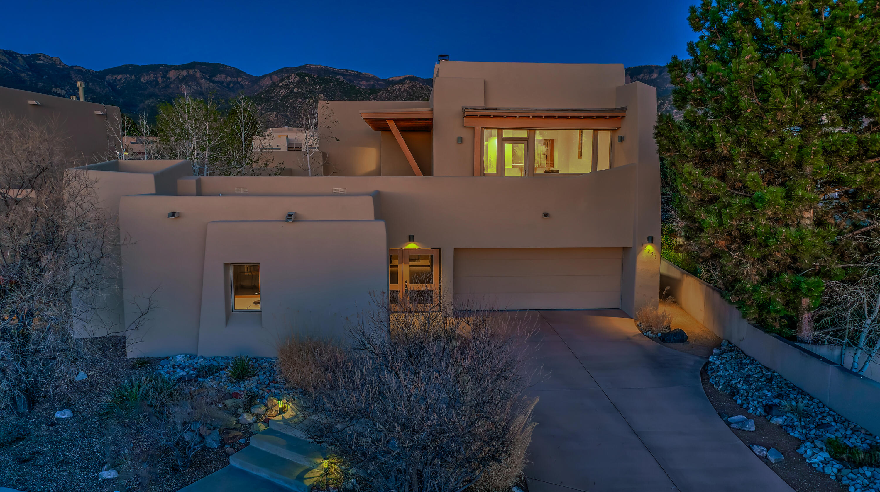 13251 Chaco Canyon Lane NE