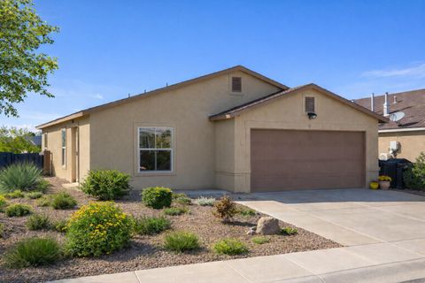 715 Redwood Street SW Rio Rancho NM 87124