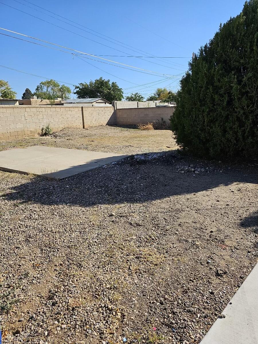 2446 Alvarado Drive NE