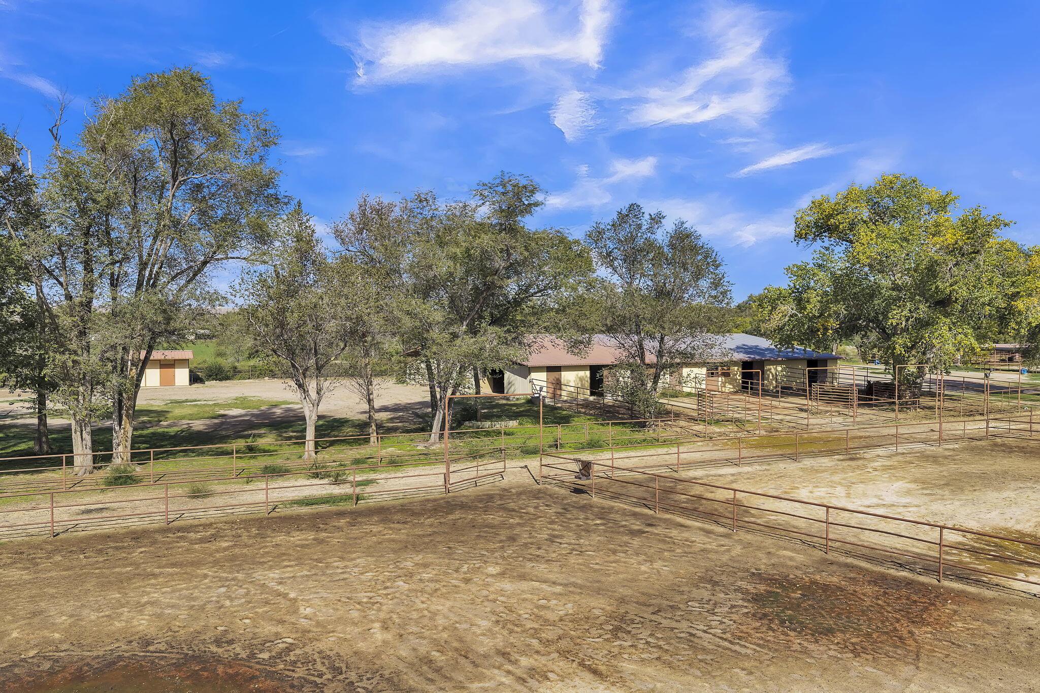 25 Loma Del Rio
