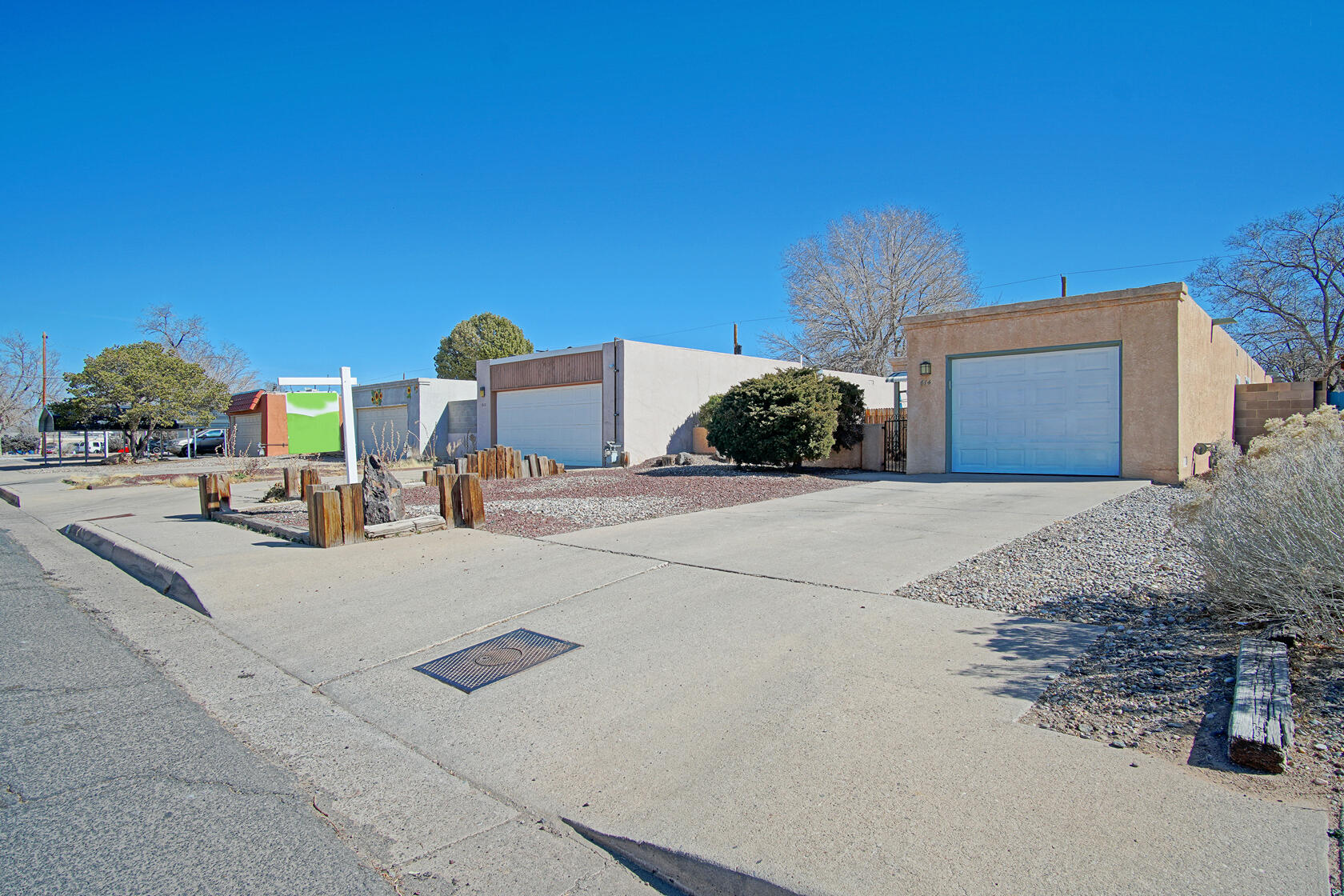 614 Palomas Drive, Albuquerque, New Mexico image 4