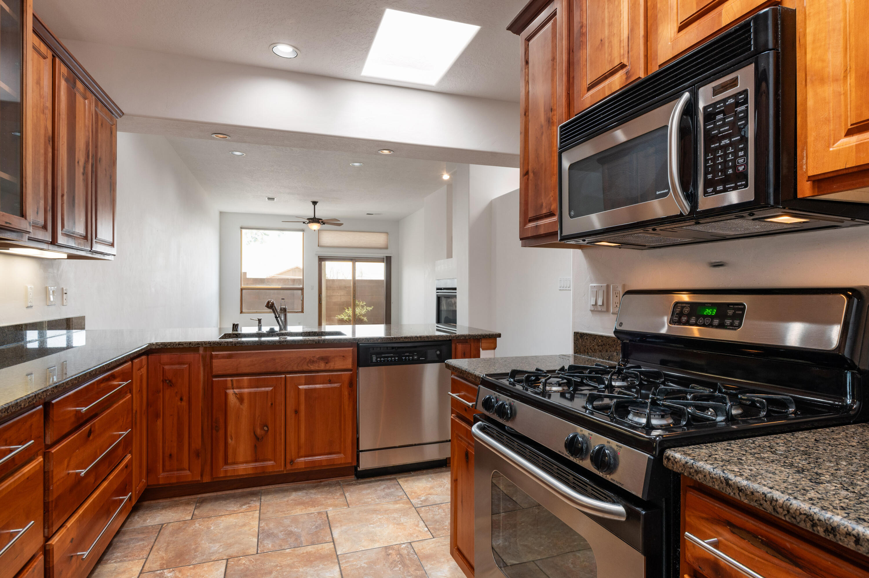 3716 Ridge Pointe Loop NE