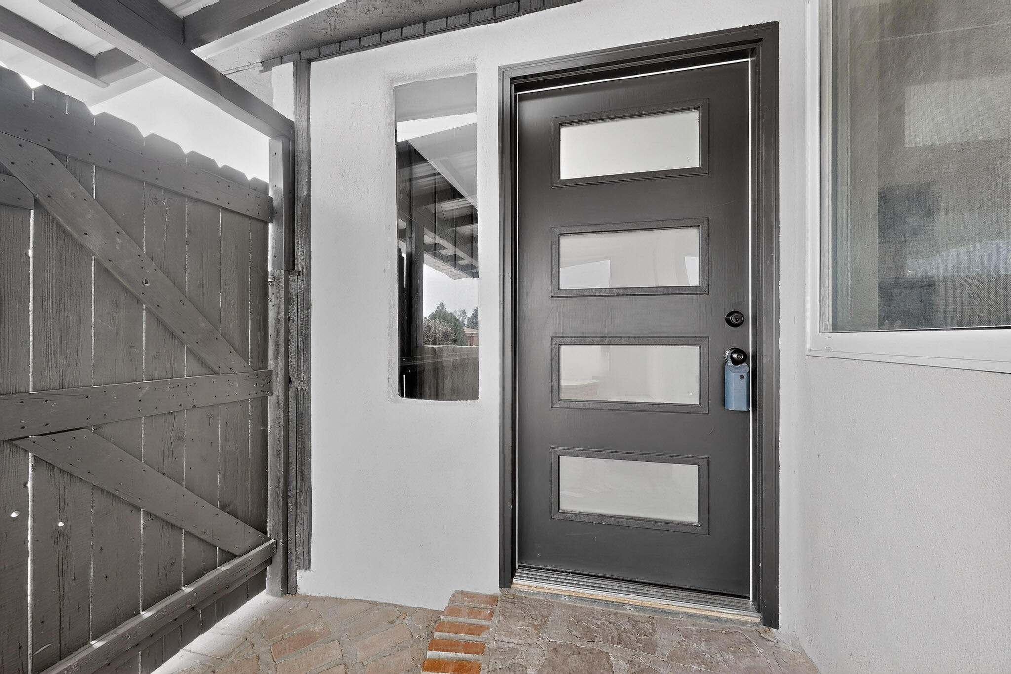 2221 Frederick Place NW