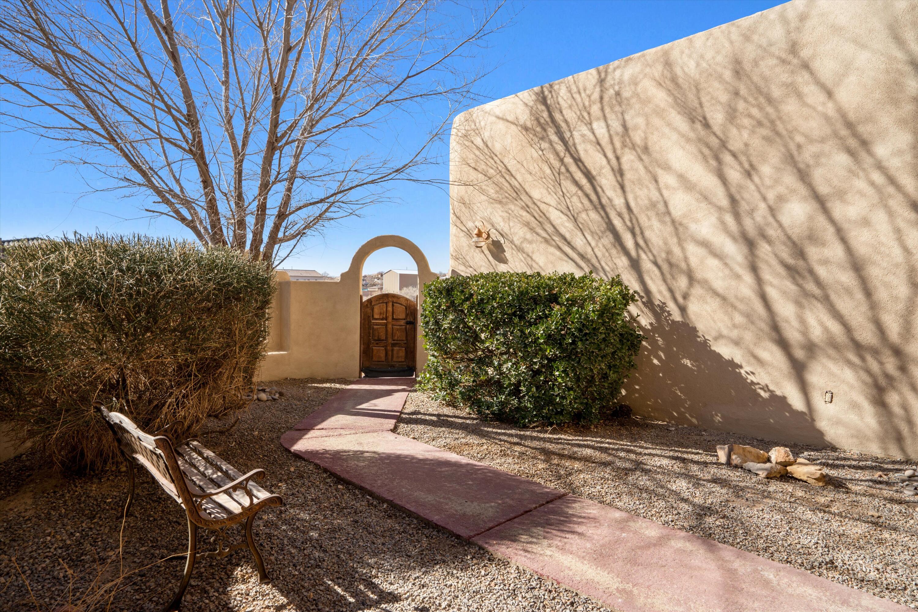 5445 Tecamec Road, Rio Rancho, New Mexico image 8