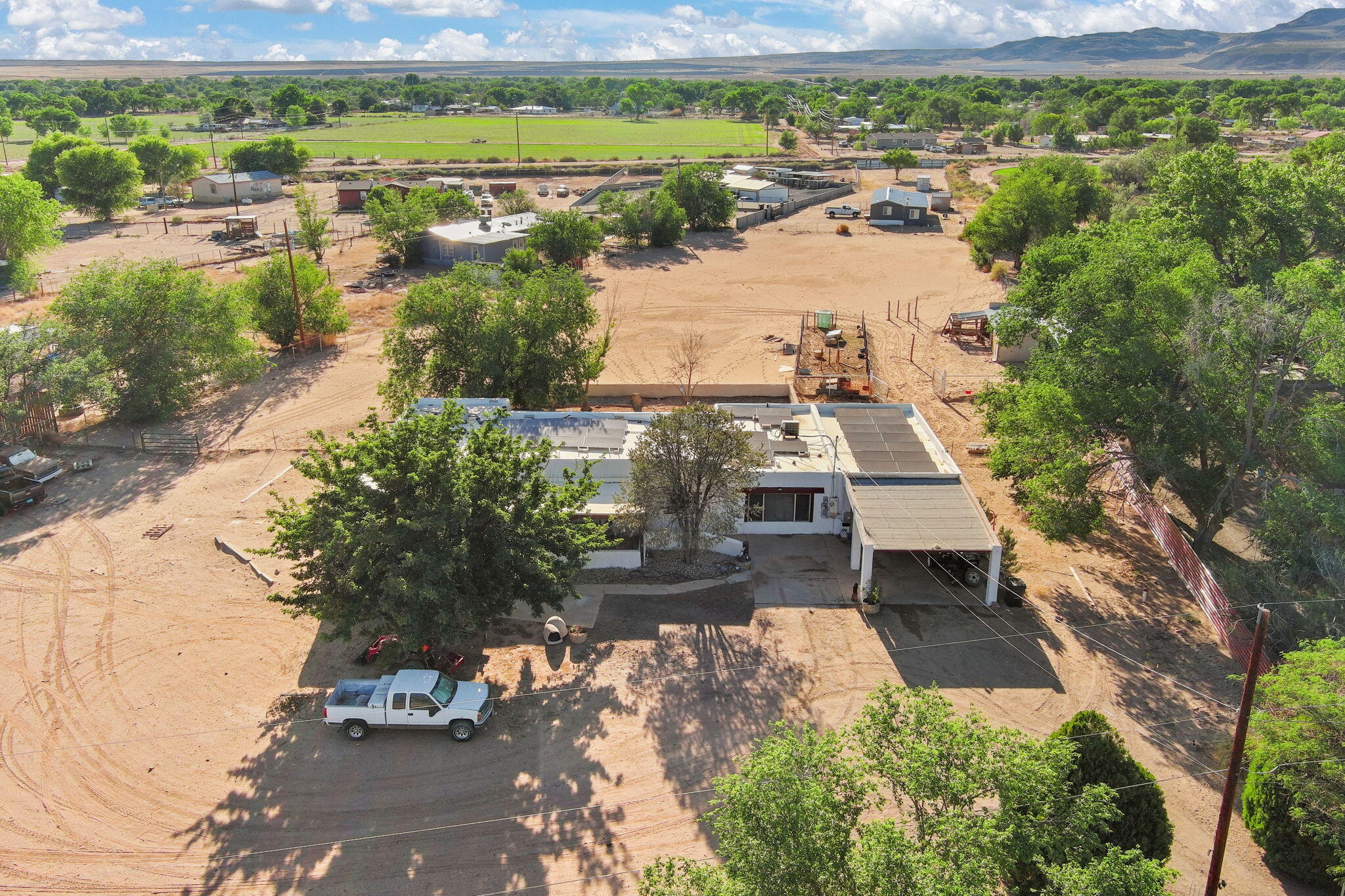 611 Cordova Road, Los Lunas, New Mexico image 1