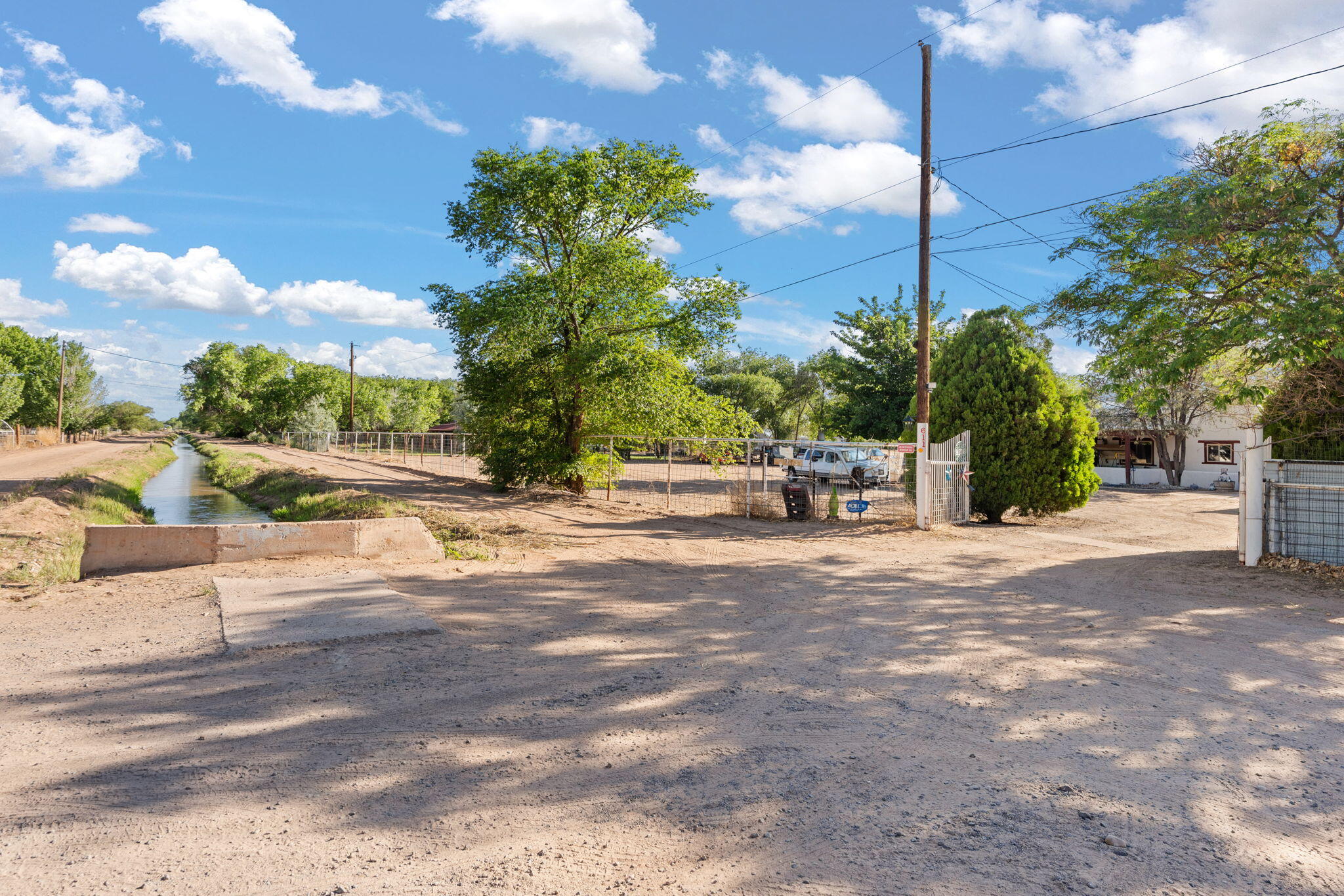 611 Cordova Road, Los Lunas, New Mexico image 3