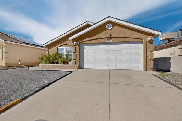 8905 ODIN RD SW, ALBUQUERQUE, NM 87121 - Image 2aca3d34acee83d66349fbbff6059b09/4002648710