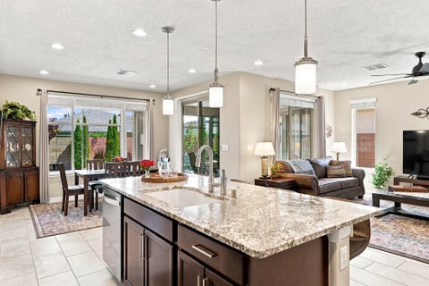 Photo of 6112 Motherwell Drive SE, Albuquerque, NM 87106 (MLS # 1109627)