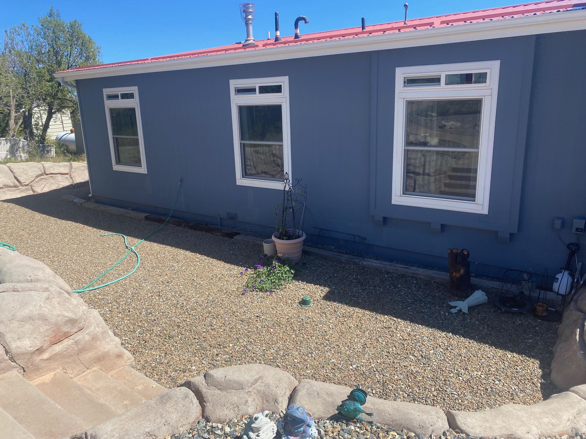 985 MOUNTAIN VALLEY Road