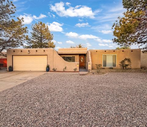 Photo of 10108 La Paz Drive NW, Albuquerque, NM 87114 (MLS # 1102588)