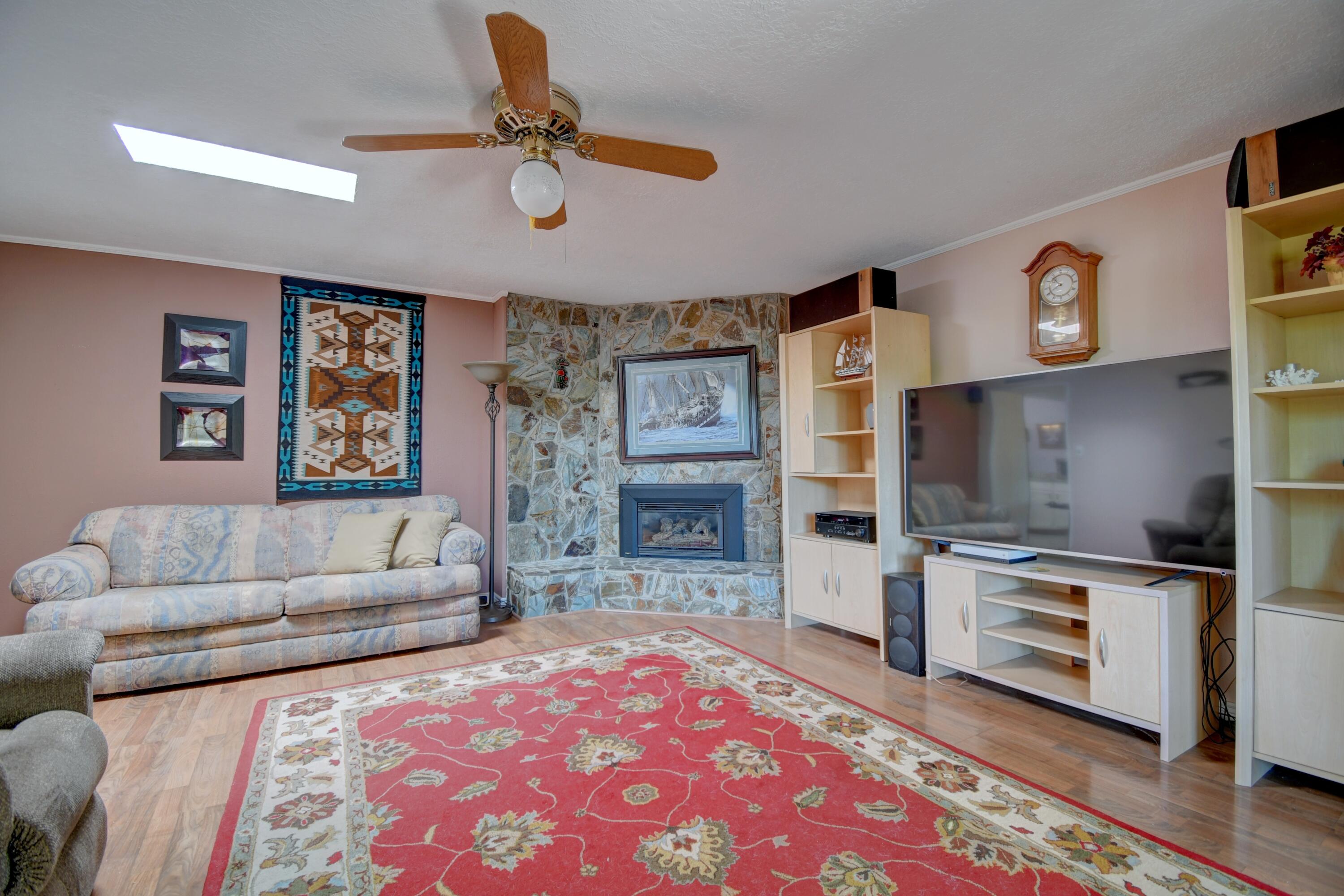 13208 Blue Corn Maiden Trail NE