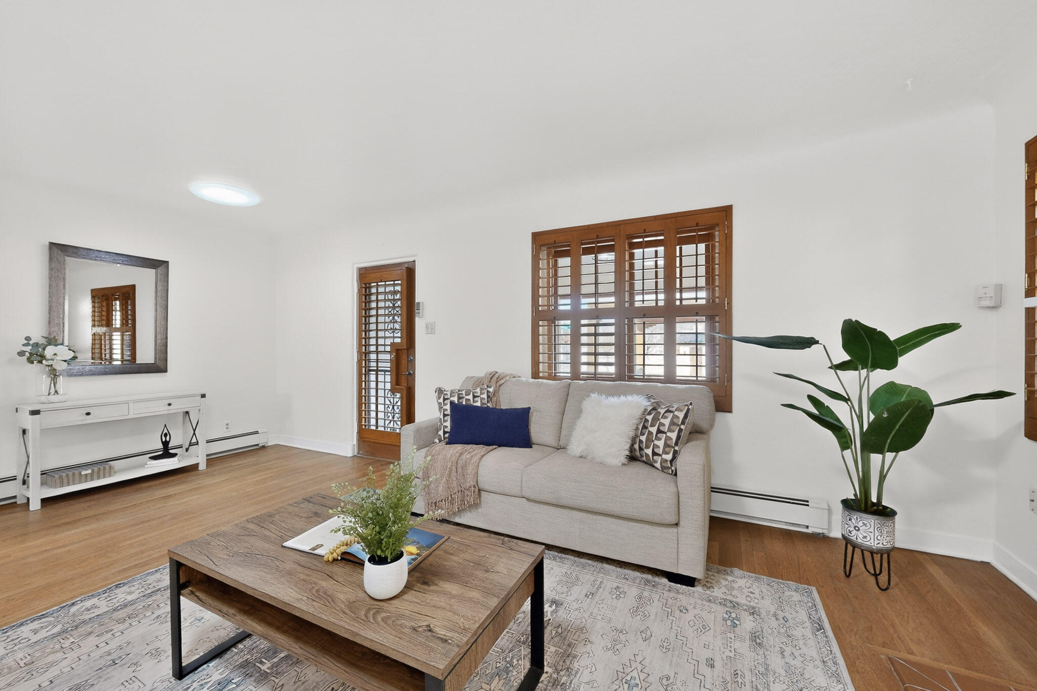 324 Wellesley Drive SE